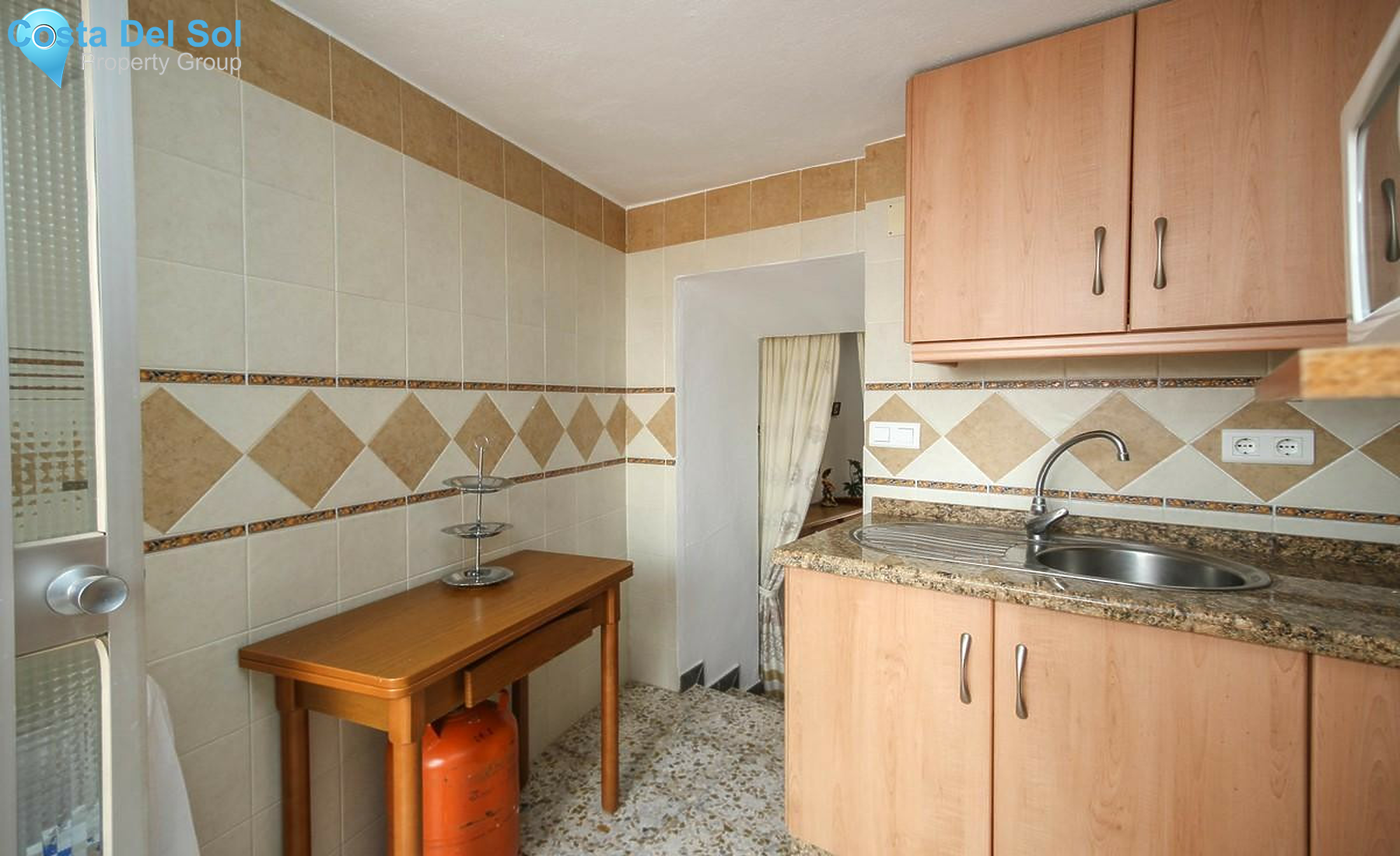 Townhouse in Guaro-1361221