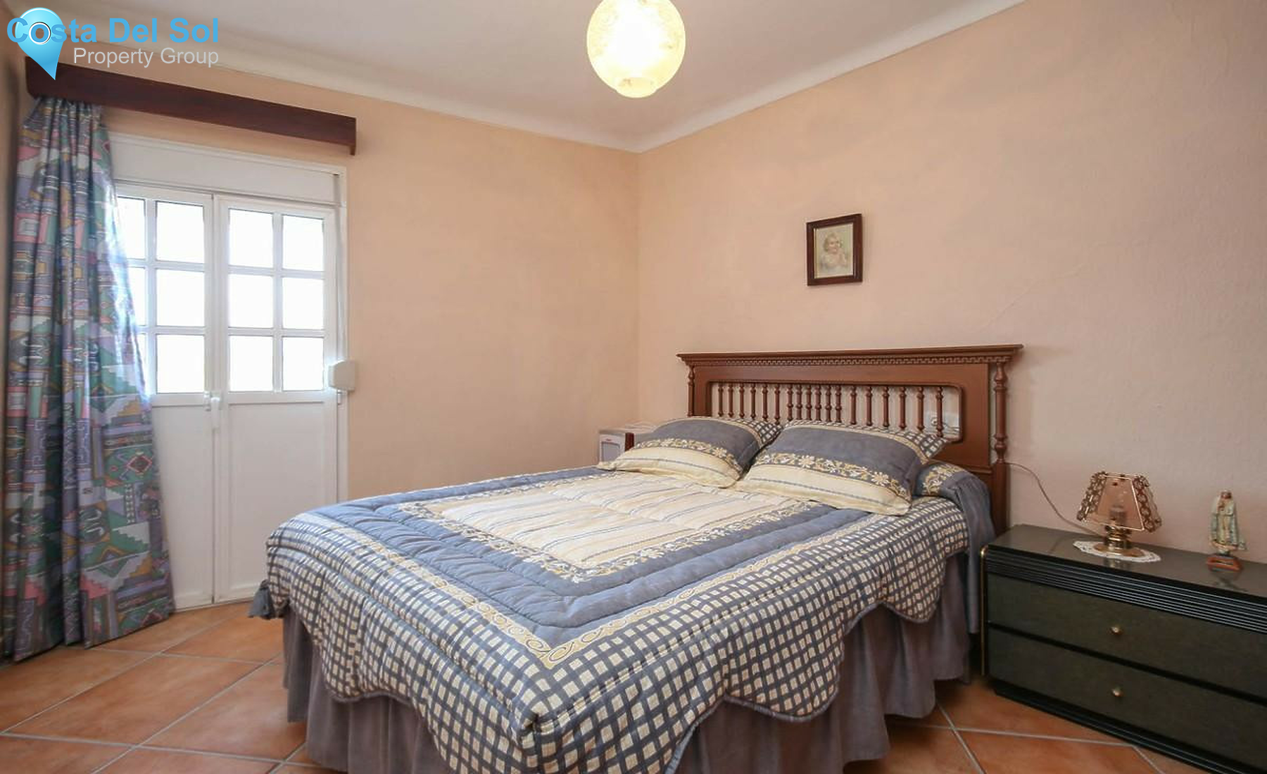 Townhouse in Guaro-1361635