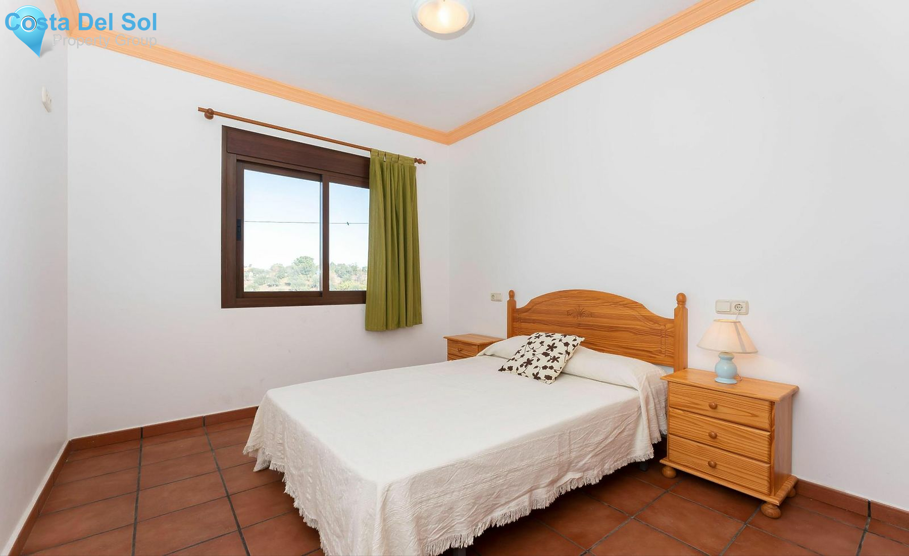 Townhouse in Guaro-1194270