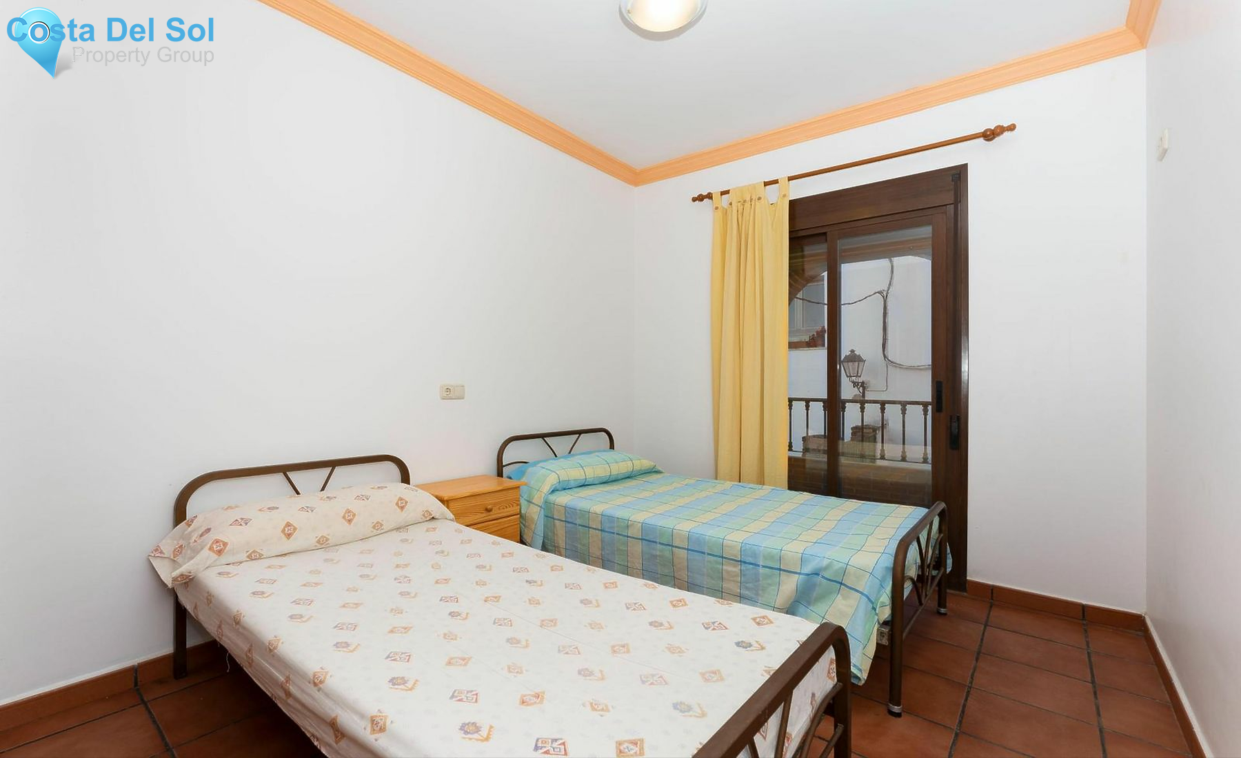 Townhouse in Guaro-1194274