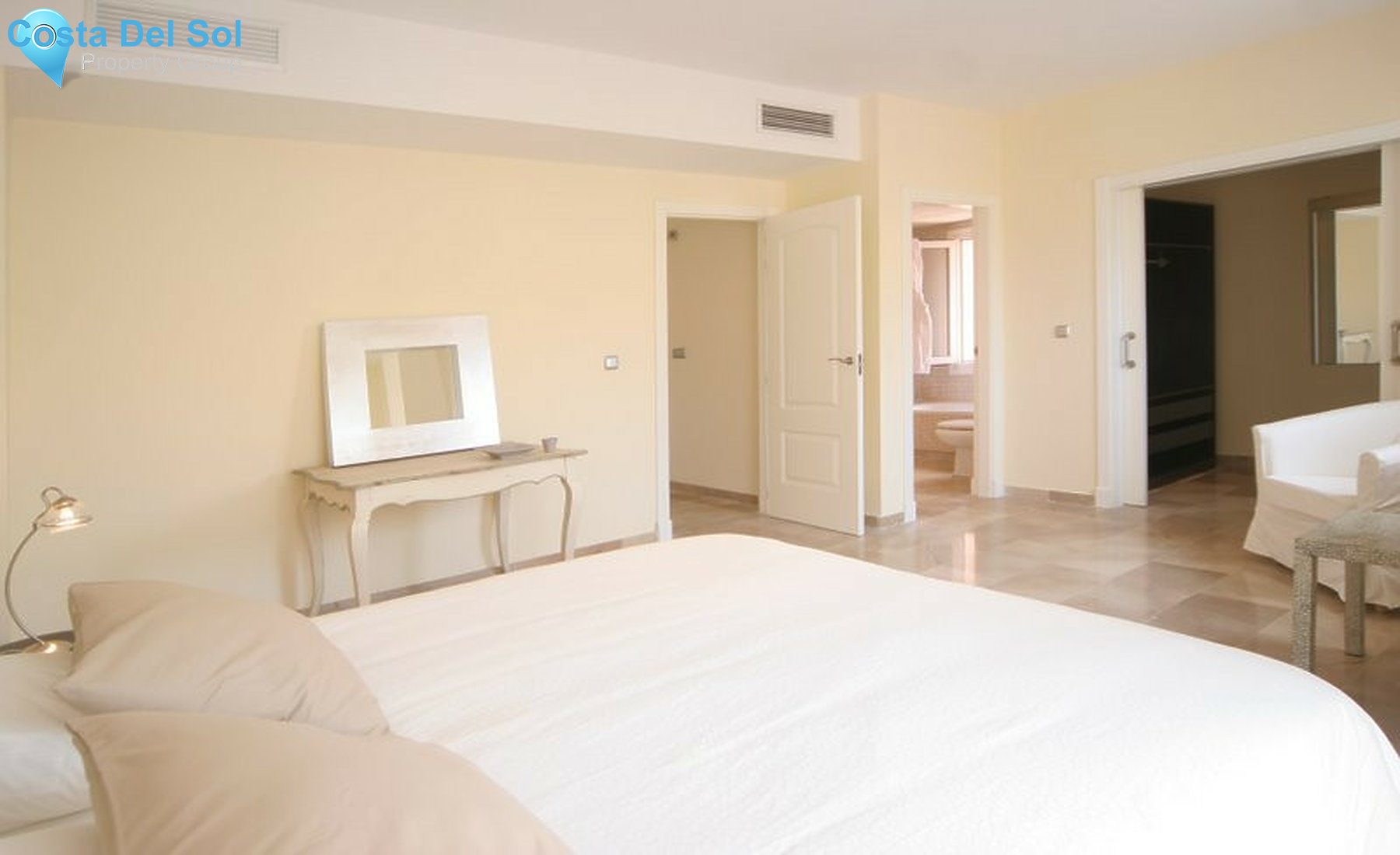 Townhouse in La Alcaidesa-1339232