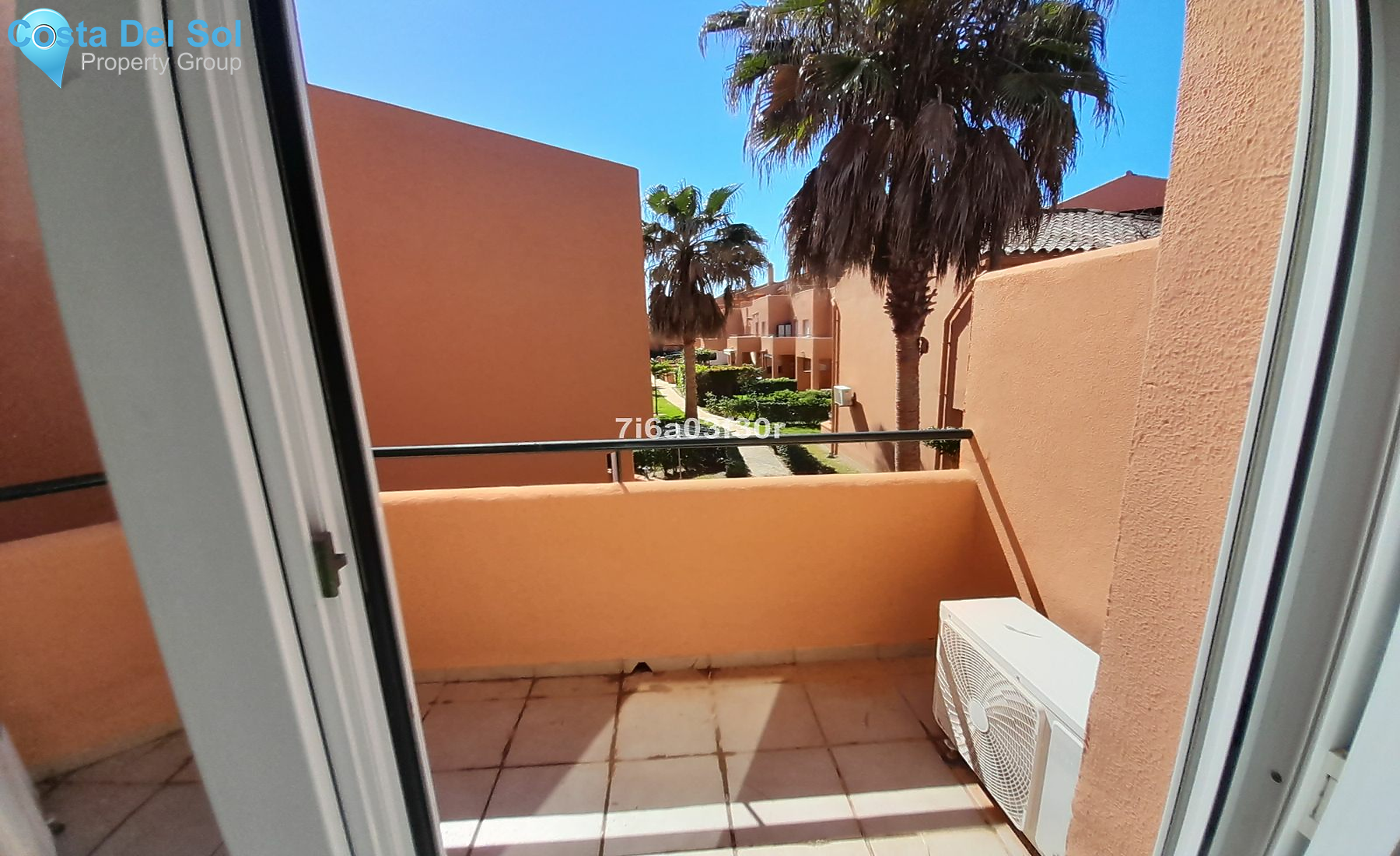 Townhouse in La Duquesa-1201881