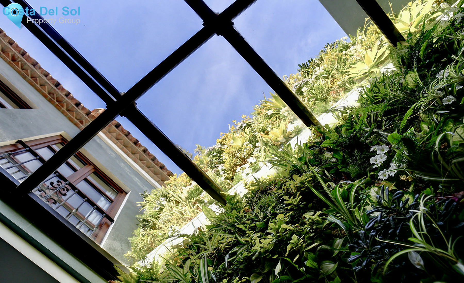 Townhouse in La Heredia-1410969