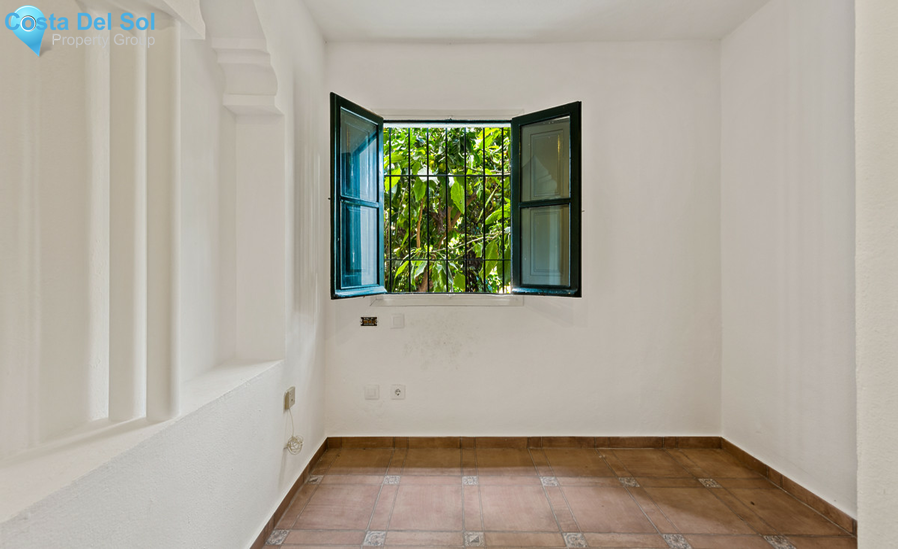 Townhouse in Marbella-704105