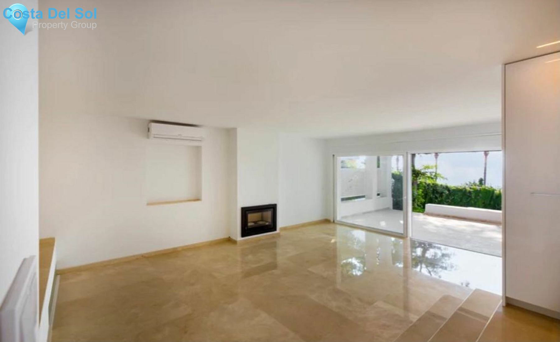 Townhouse in Marbella-1466525