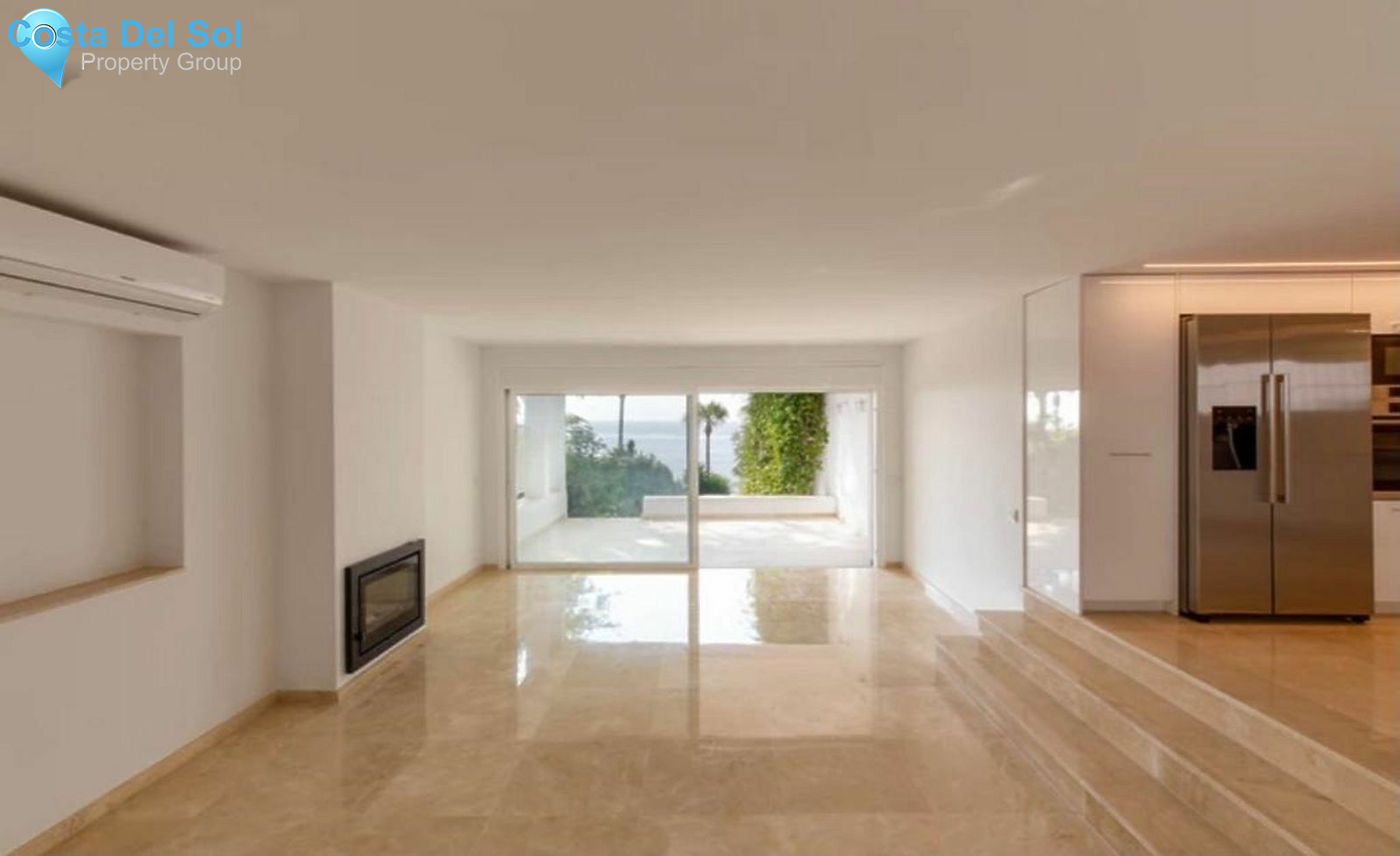 Townhouse in Marbella-1466526