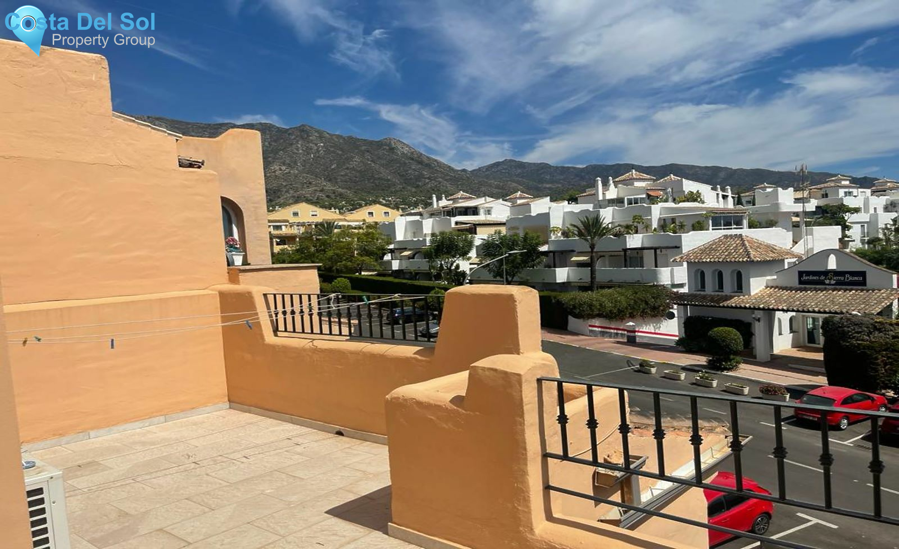 Townhouse in Marbella-1481527
