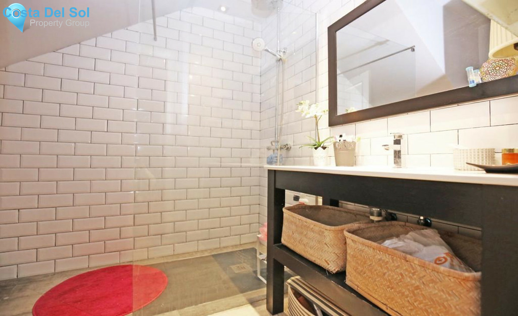 Semi-Detached House in Nueva Andalucía-690912