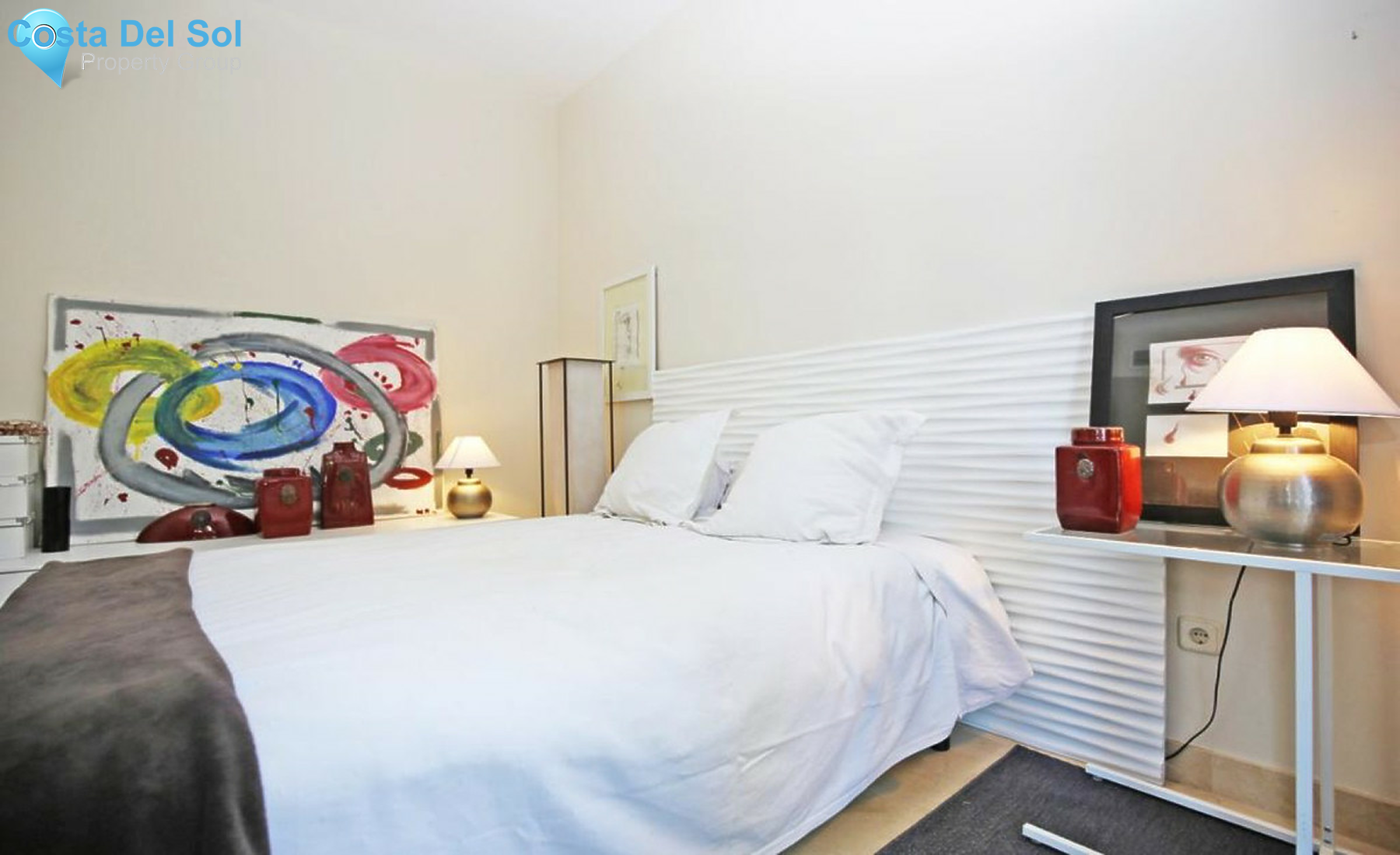 Semi-Detached House in Nueva Andalucía-690913