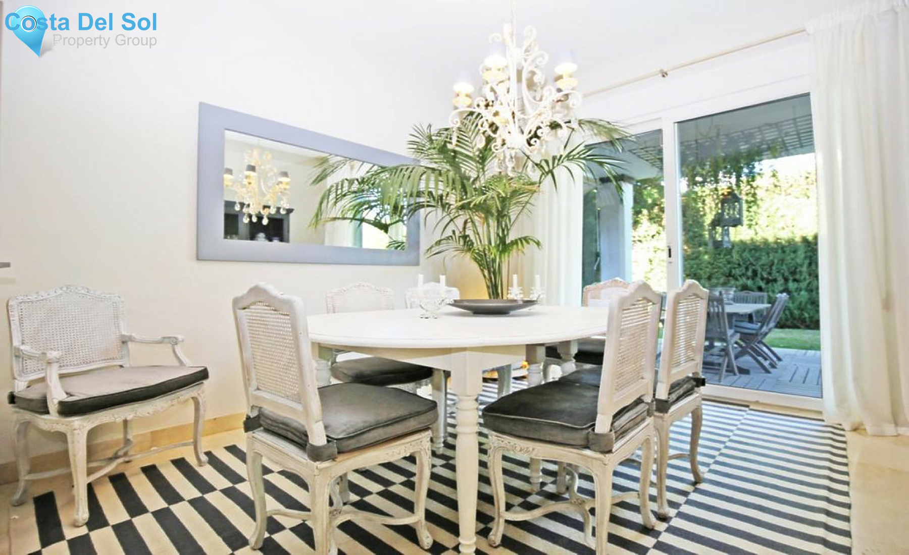 Semi-Detached House in Nueva Andalucía-690897