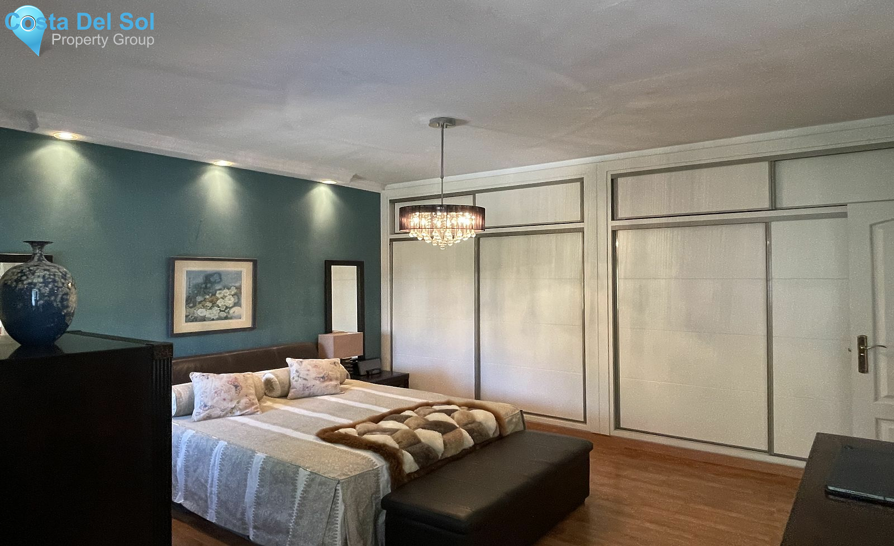 Townhouse in Nueva Andalucía-1387466