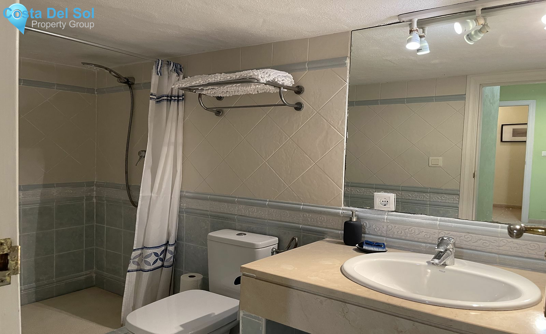 Townhouse in Nueva Andalucía-1387456