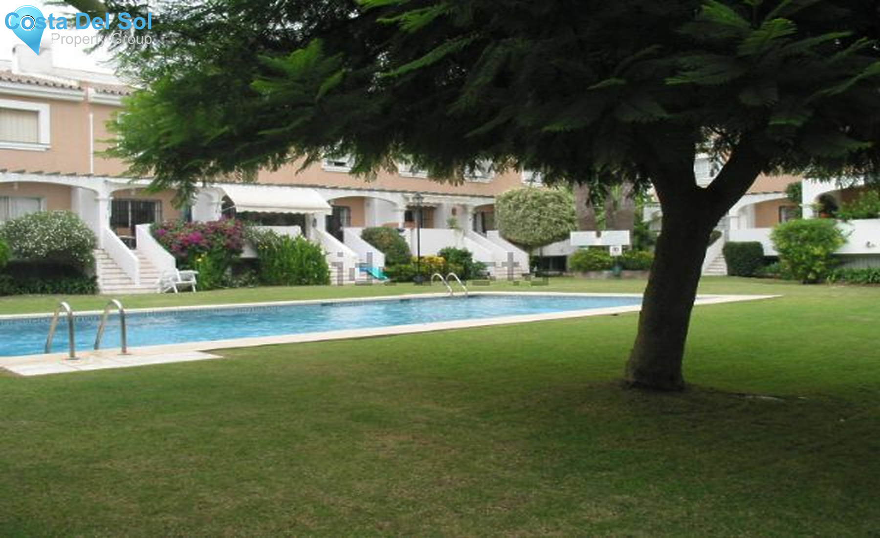 Townhouse in Nueva Andalucía-1553234