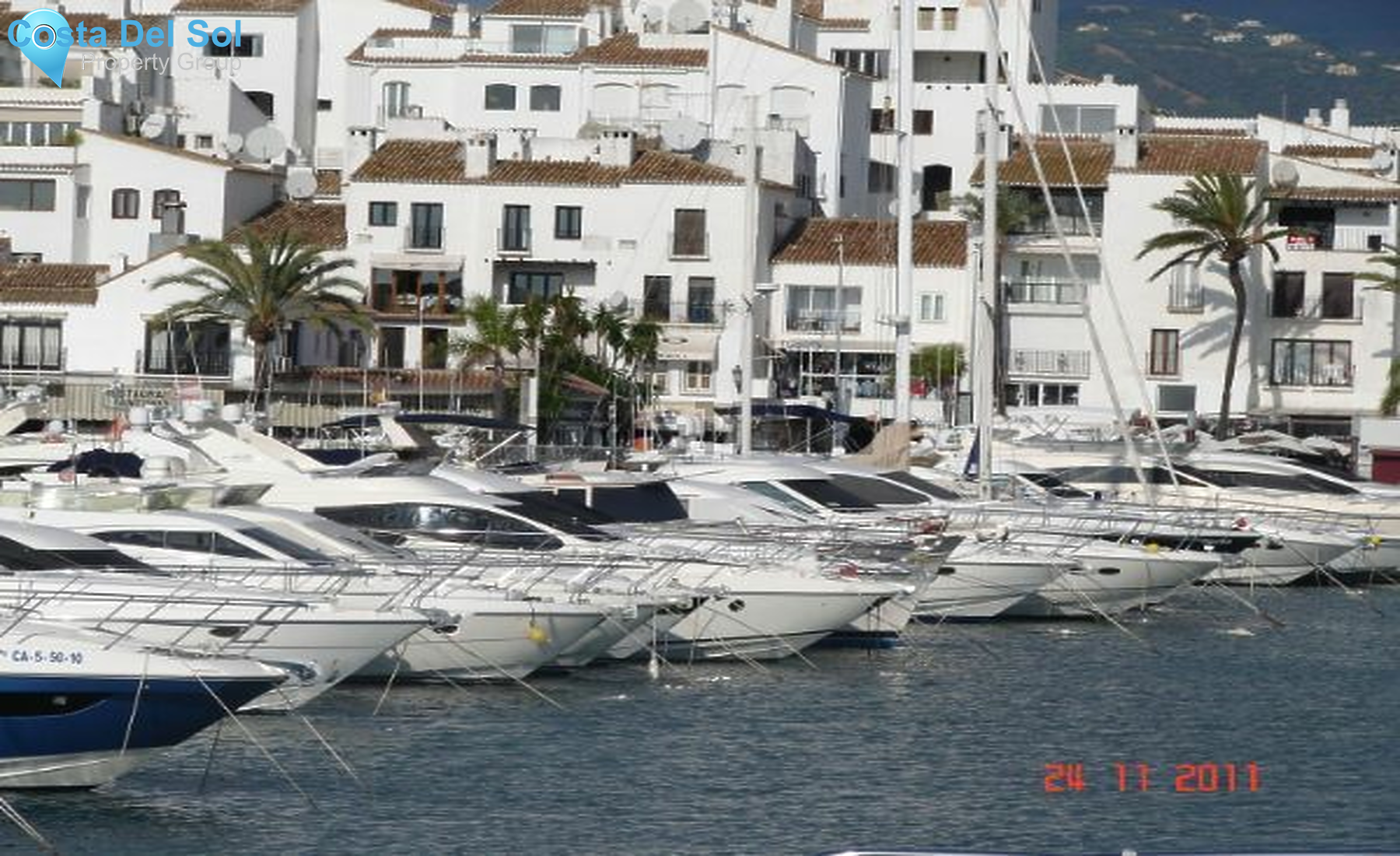 Townhouse in Nueva Andalucía-1553236