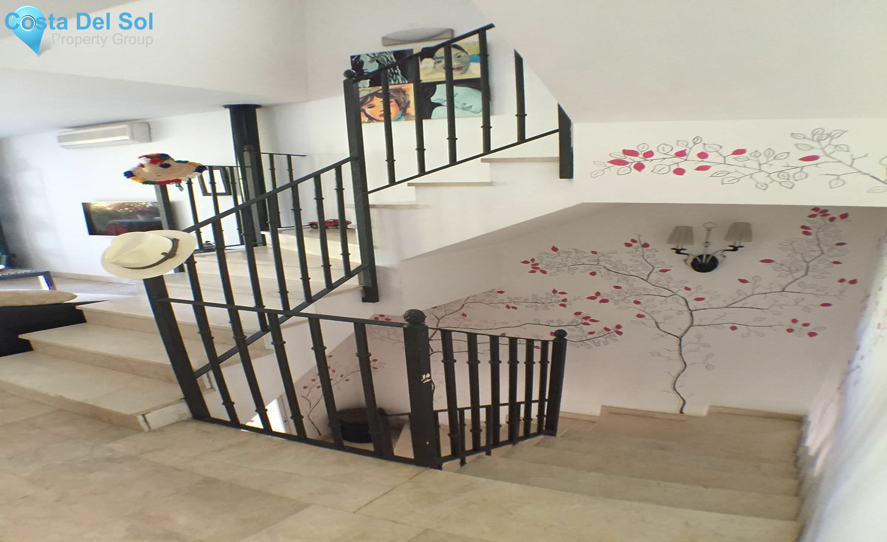 Townhouse in Nueva Andalucía-1553239