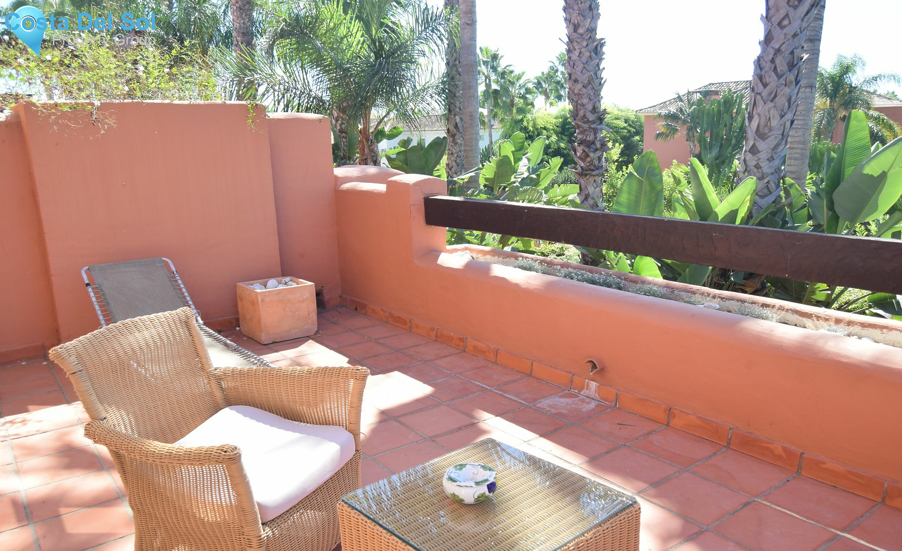 Townhouse in The Golden Mile-1209610