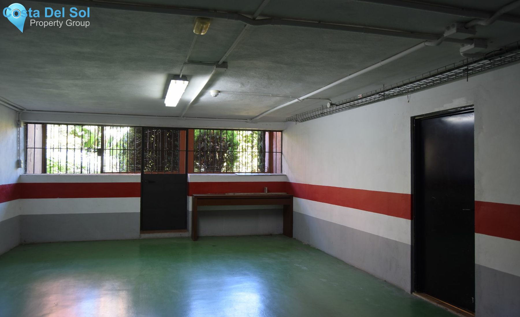 Townhouse in The Golden Mile-1209602