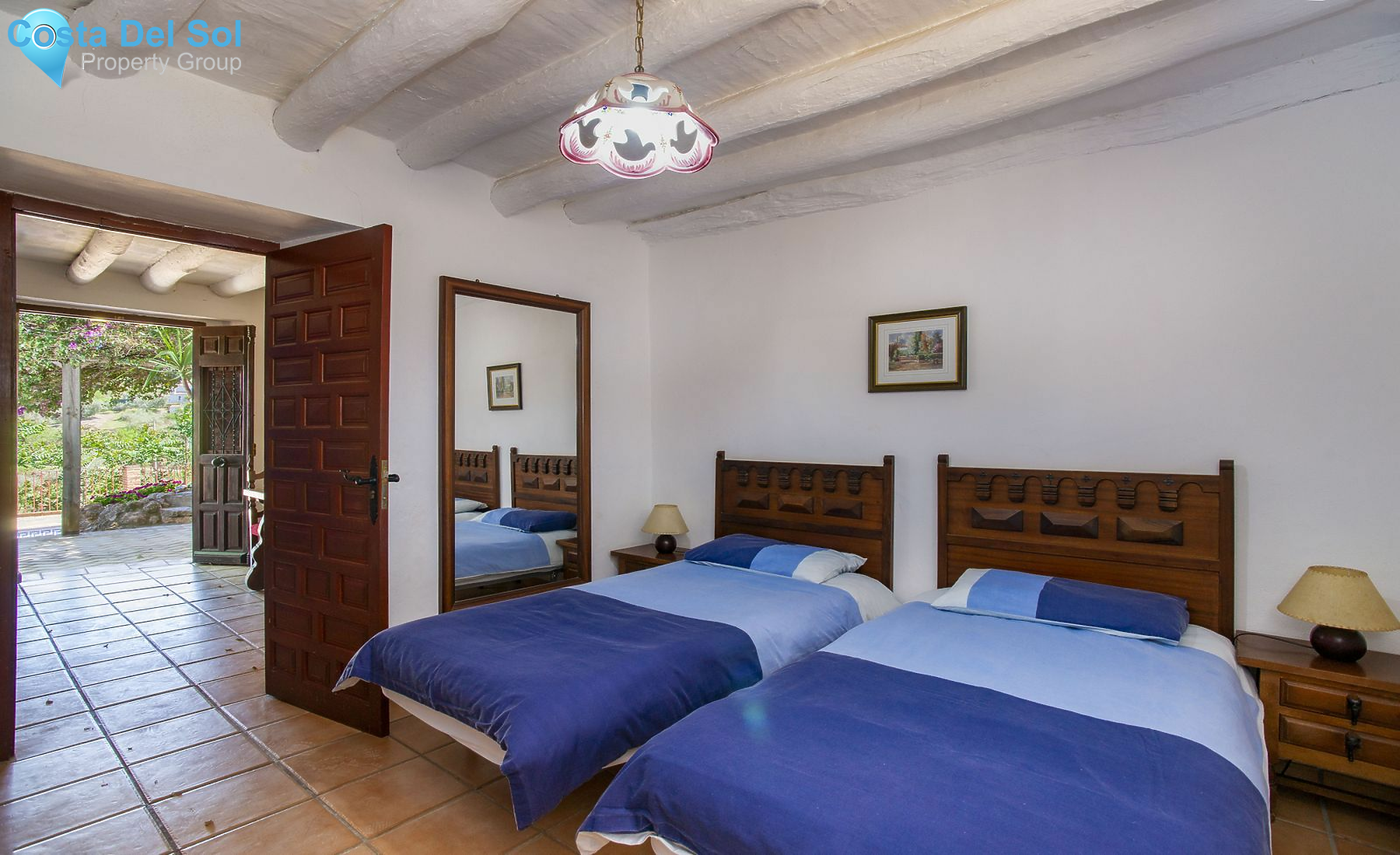 Bed and Breakfast in Comares-1394865
