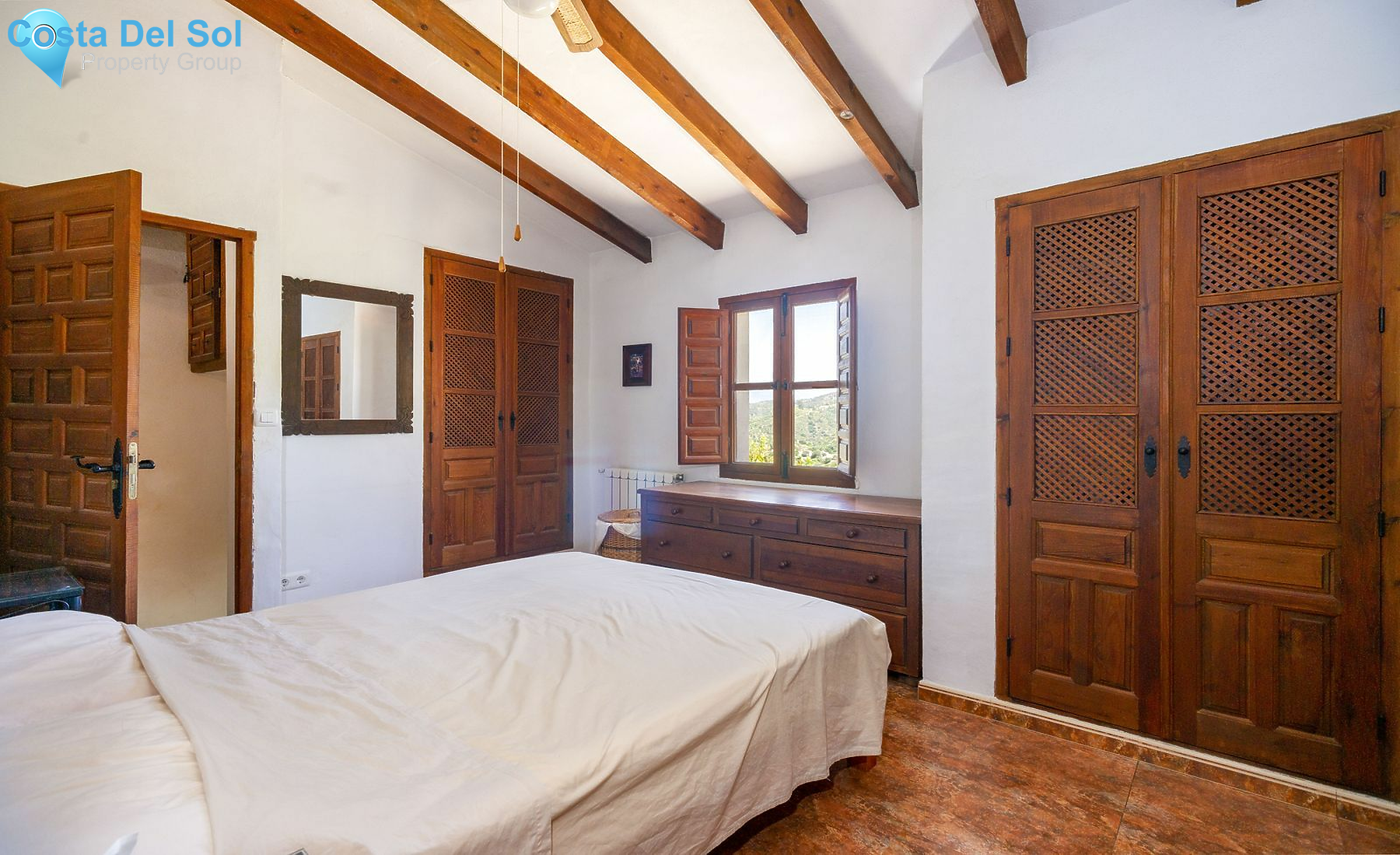 Bed and Breakfast in Comares-1394856