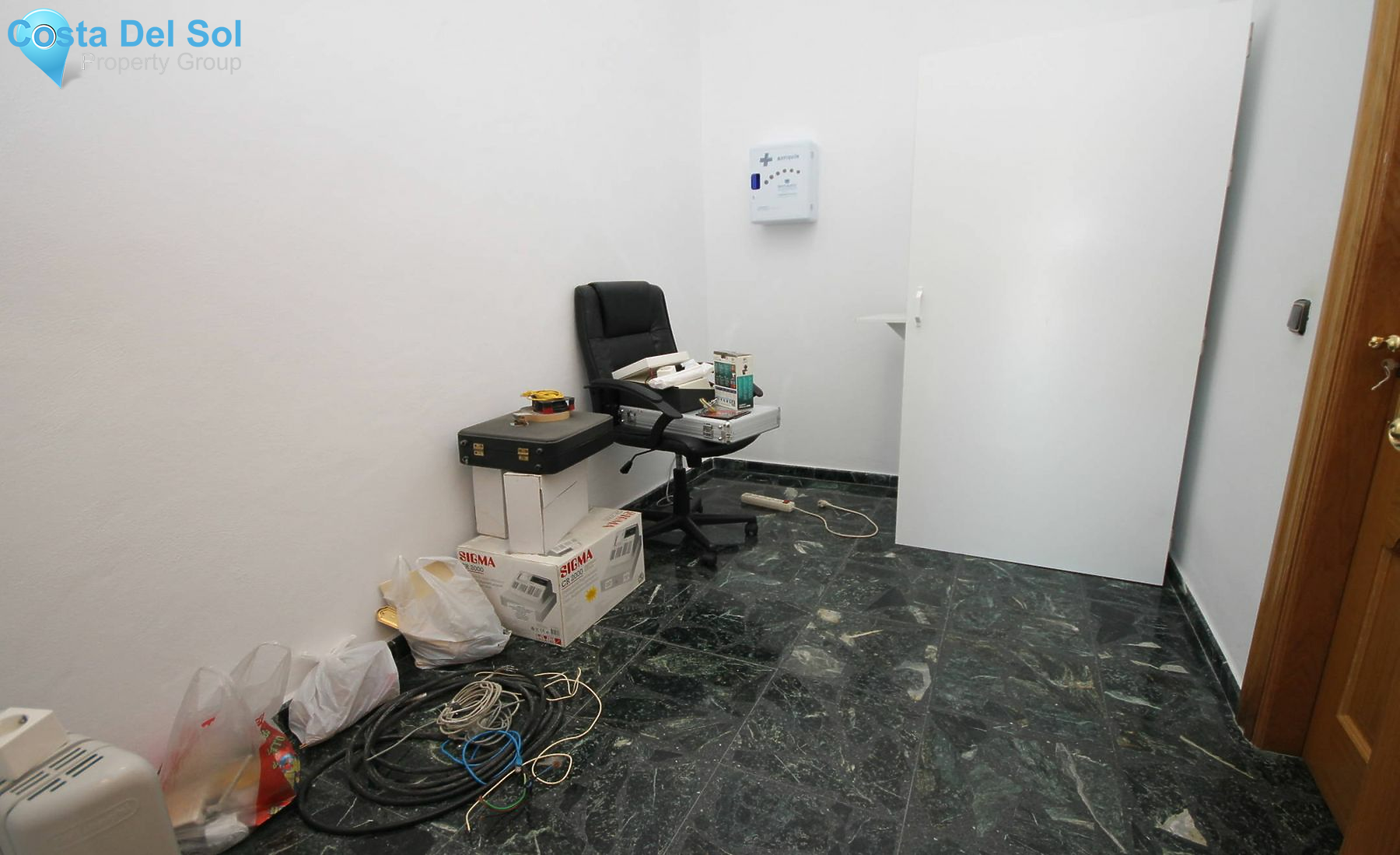 Business in Teatinos-1229686