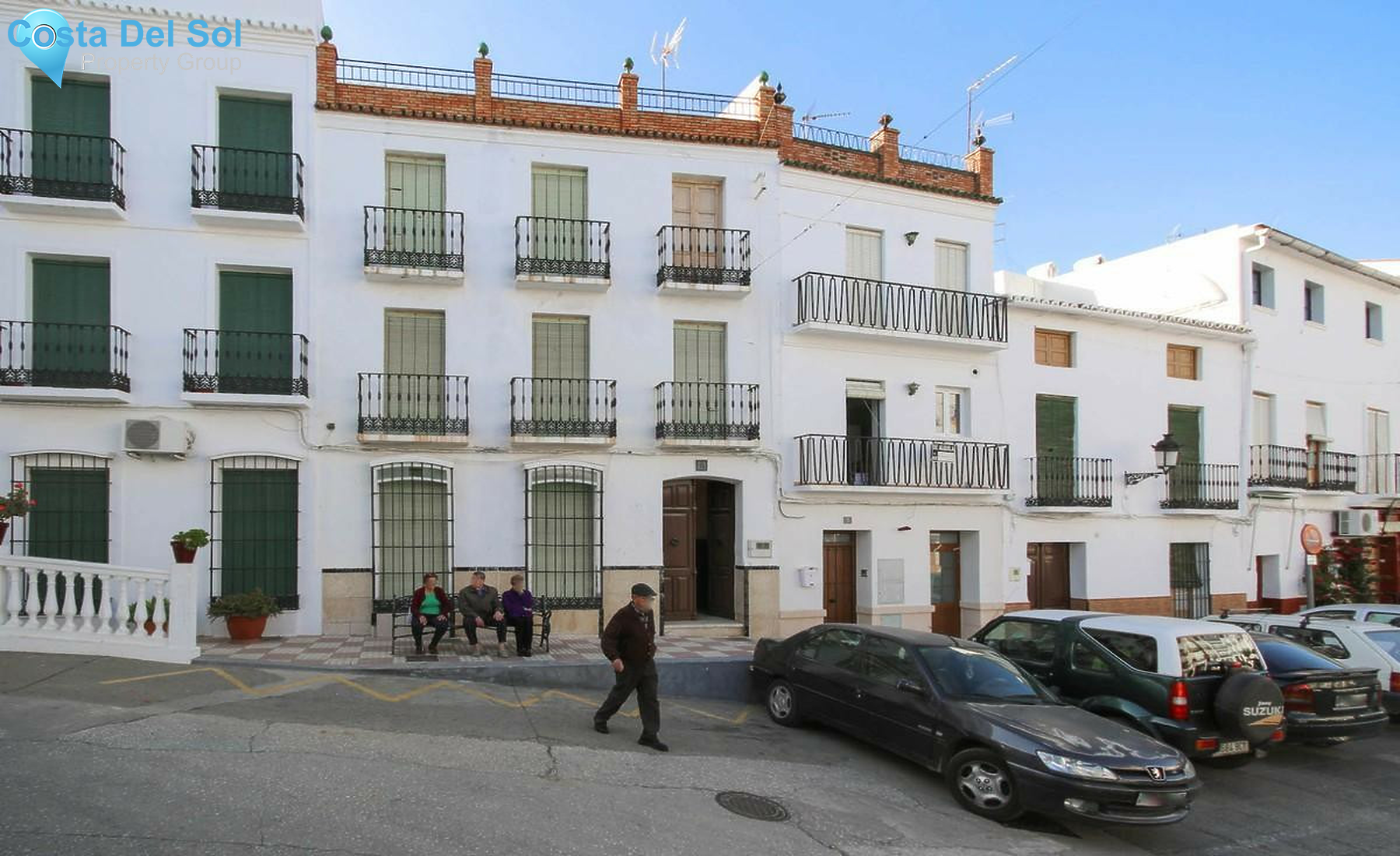 Commercial in Tolox-1384062