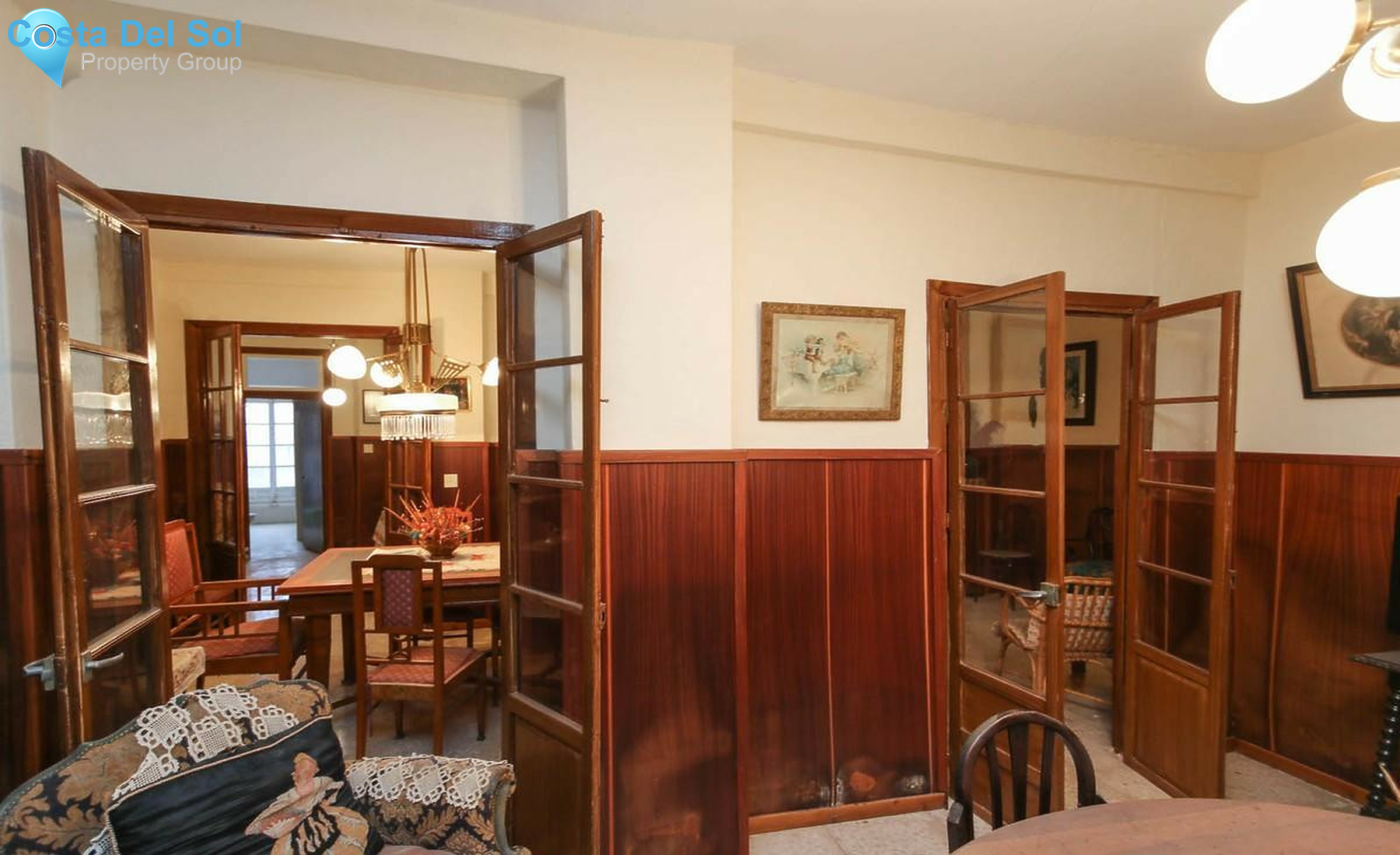 Commercial in Tolox-1384066