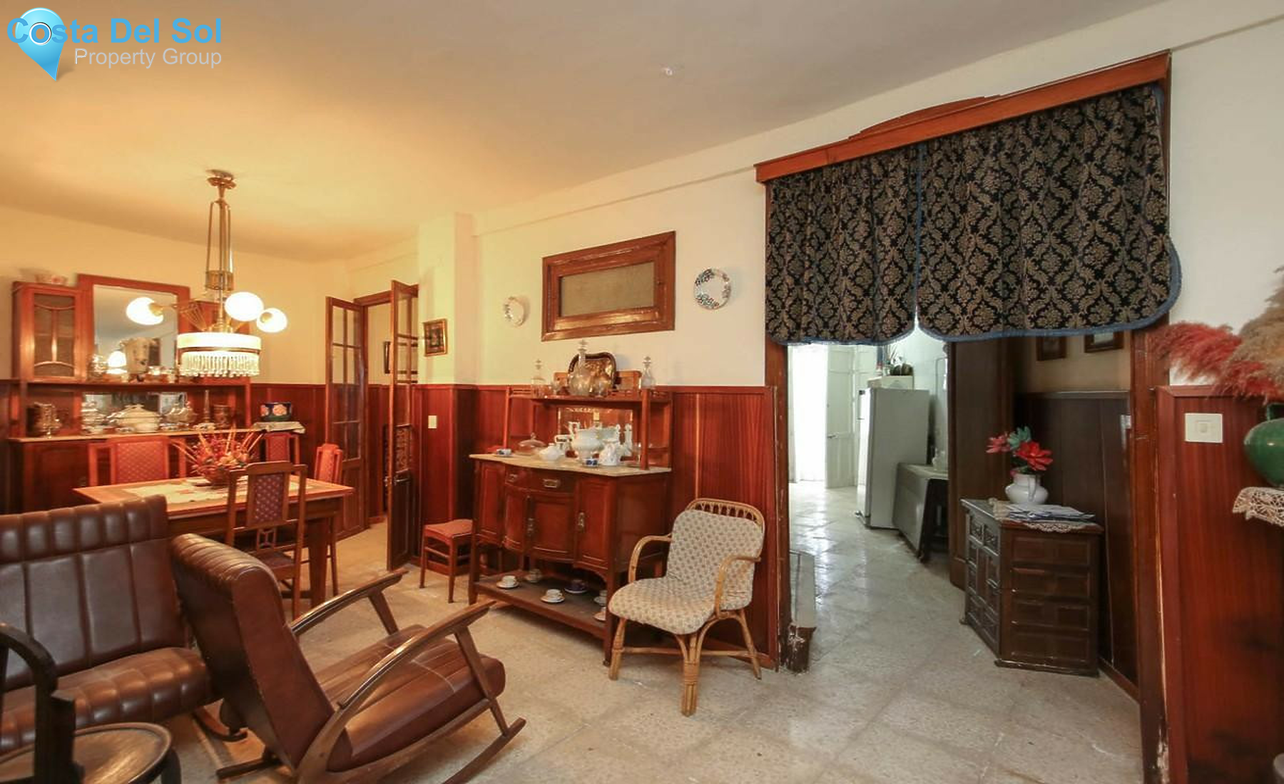 Commercial in Tolox-1384069