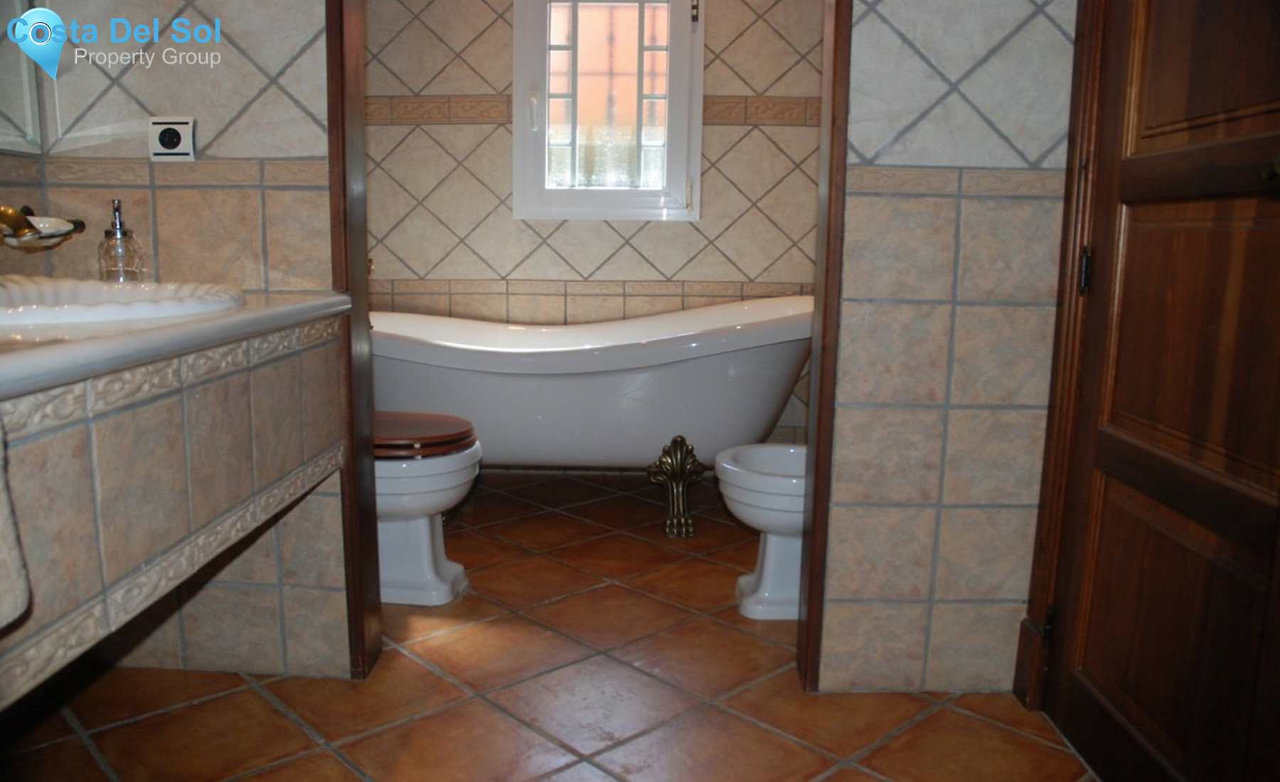 Detached Villa in Alhaurín de la Torre-703846