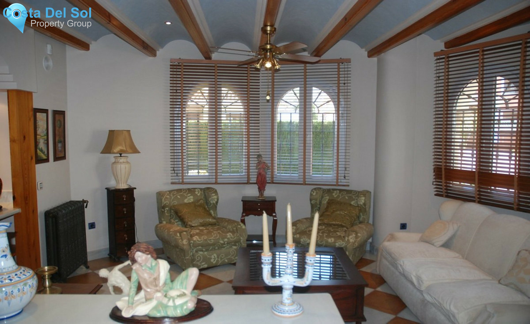 Detached Villa in Alhaurín de la Torre-703836