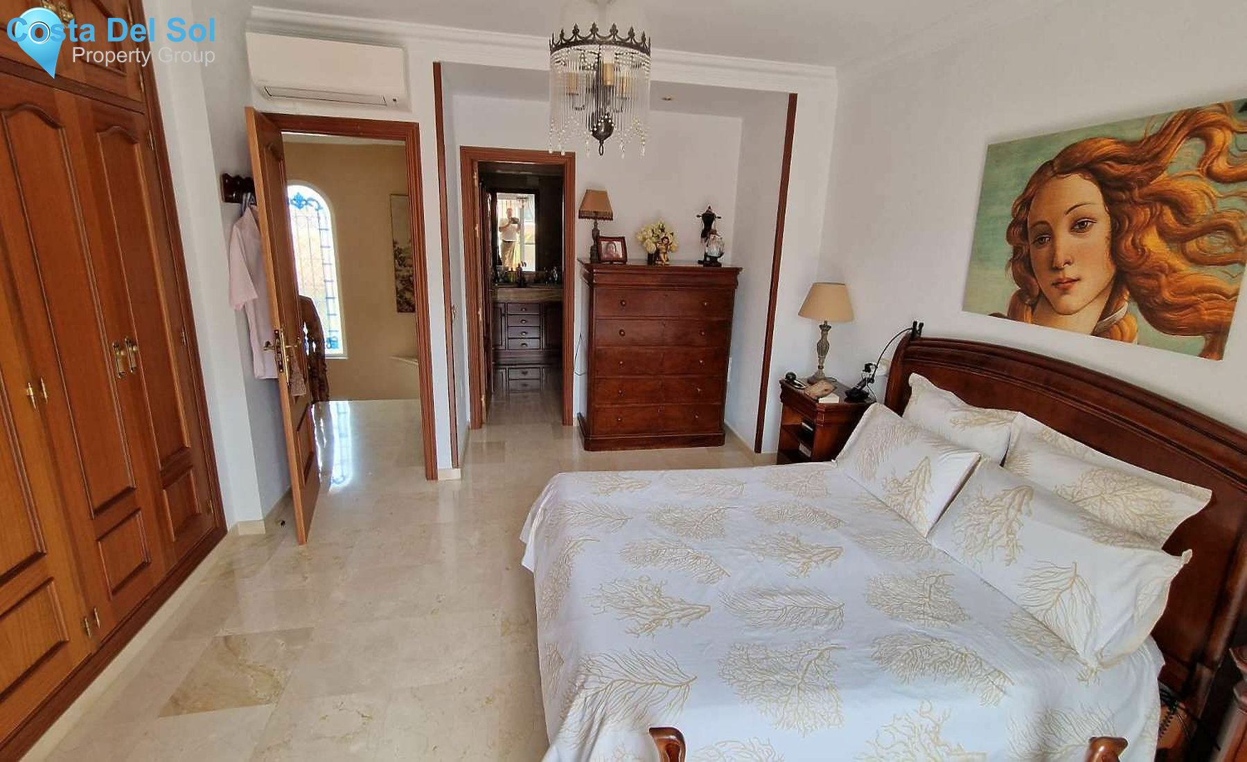 Detached Villa in Alhaurín de la Torre-1429134