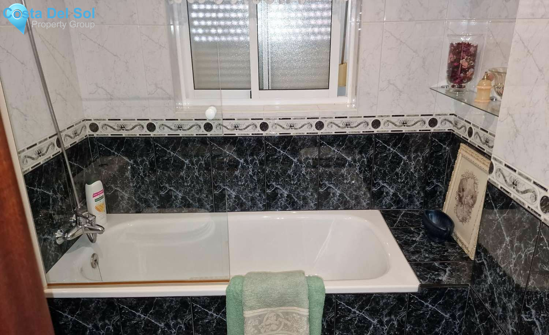 Detached Villa in Alhaurín de la Torre-1429138