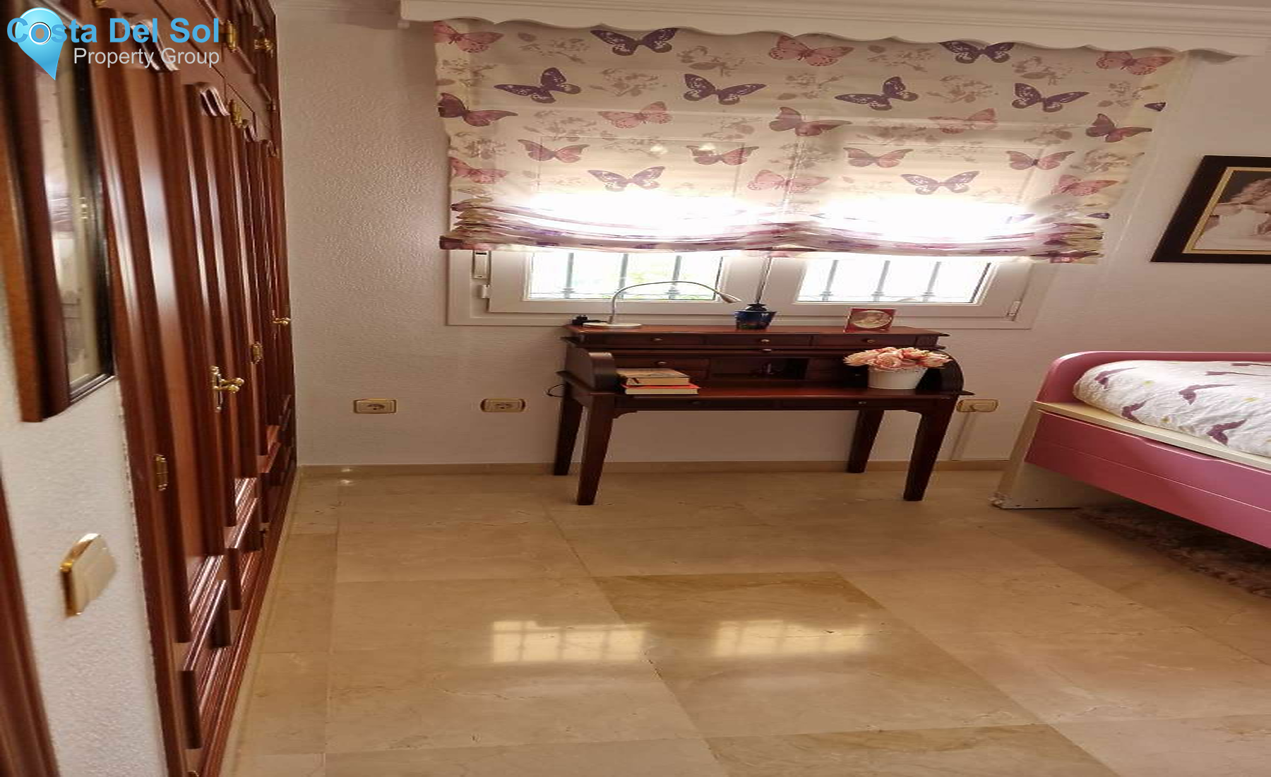 Detached Villa in Alhaurín de la Torre-1429139