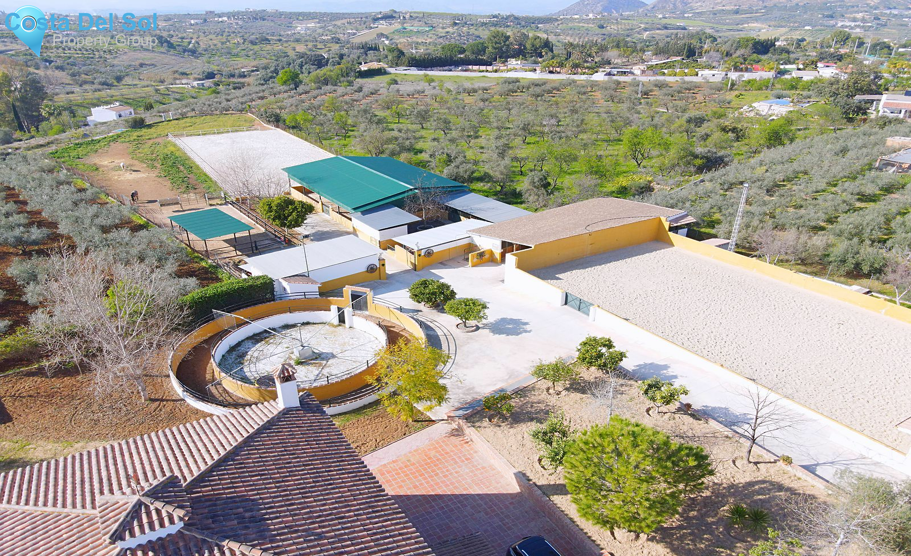 Detached Villa in Alhaurín de la Torre-1548354