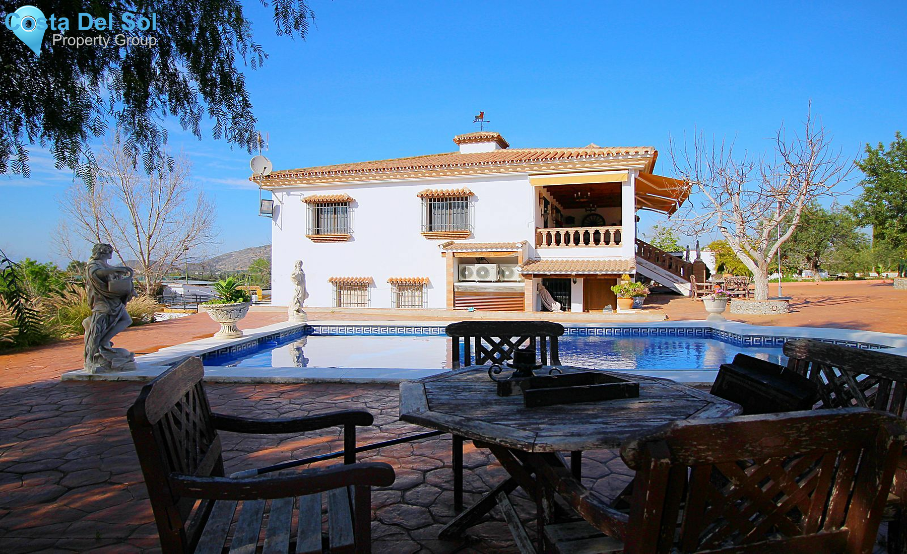 Detached Villa in Alhaurín de la Torre-1548358