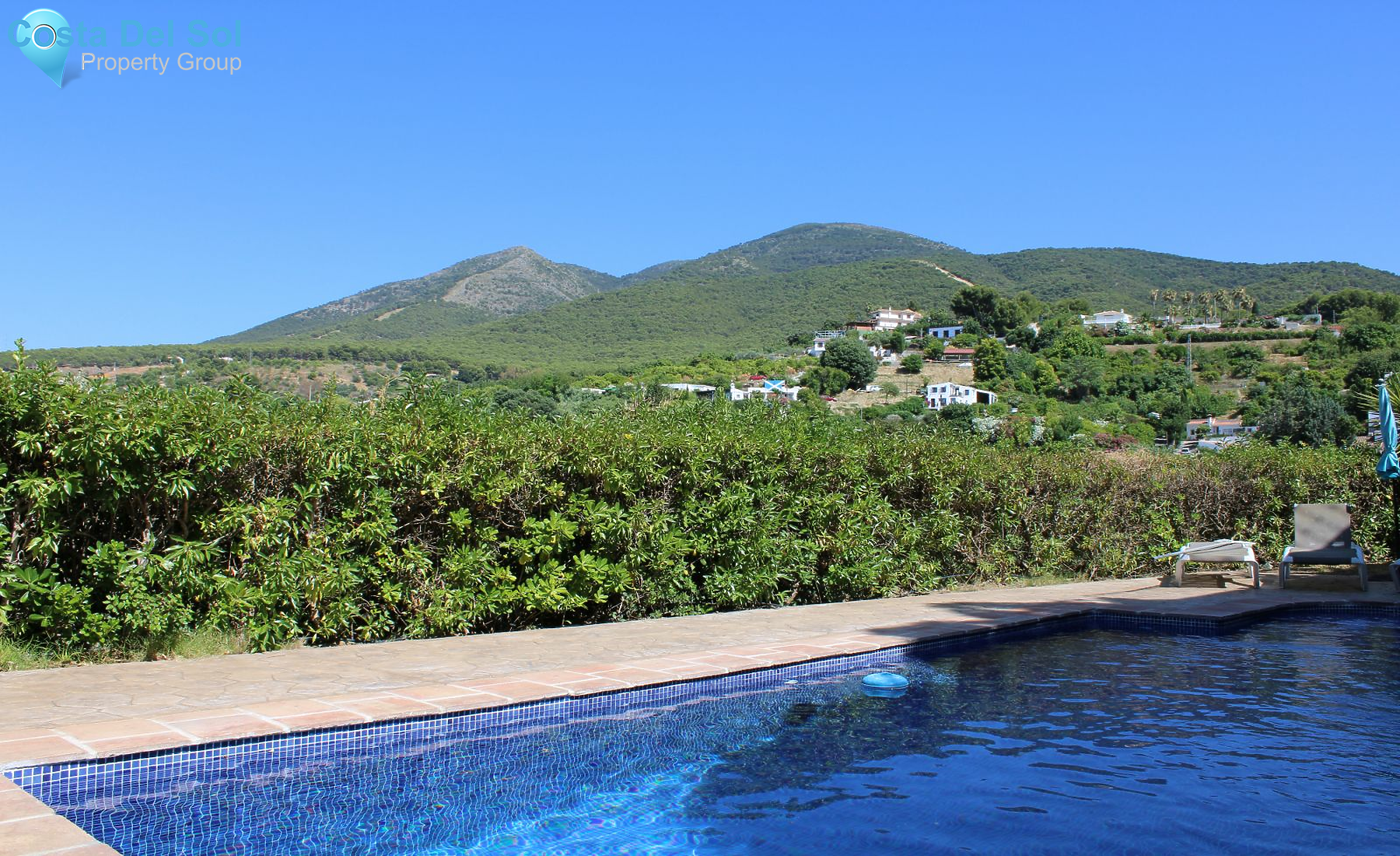 Detached Villa in Alhaurín el Grande-1175788