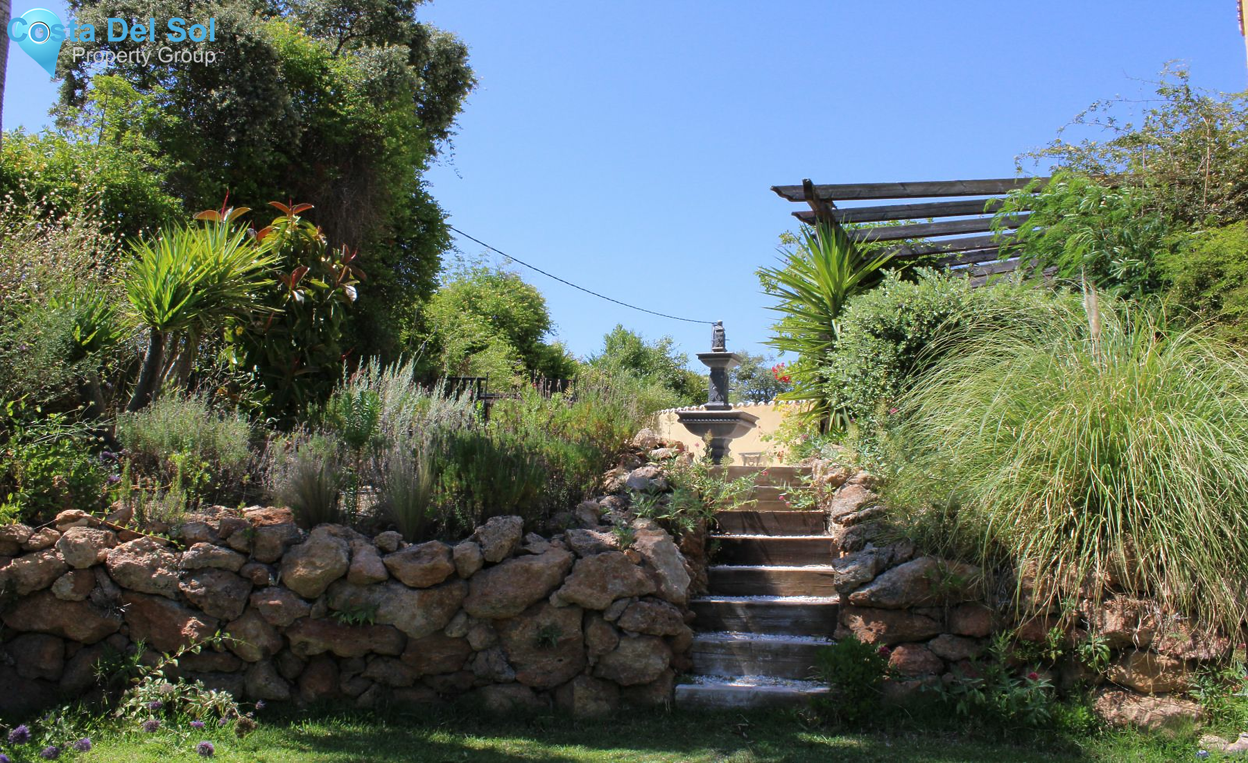 Detached Villa in Alhaurín el Grande-1175771