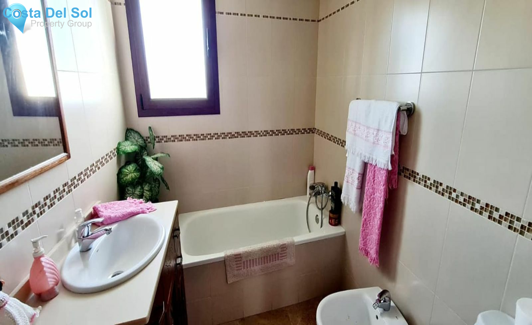 Detached Villa in Alhaurín el Grande-1551821