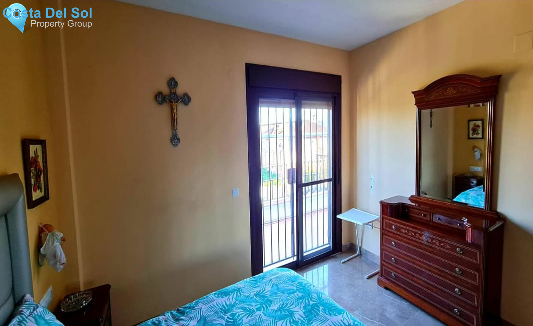 Detached Villa in Alhaurín el Grande-1551822