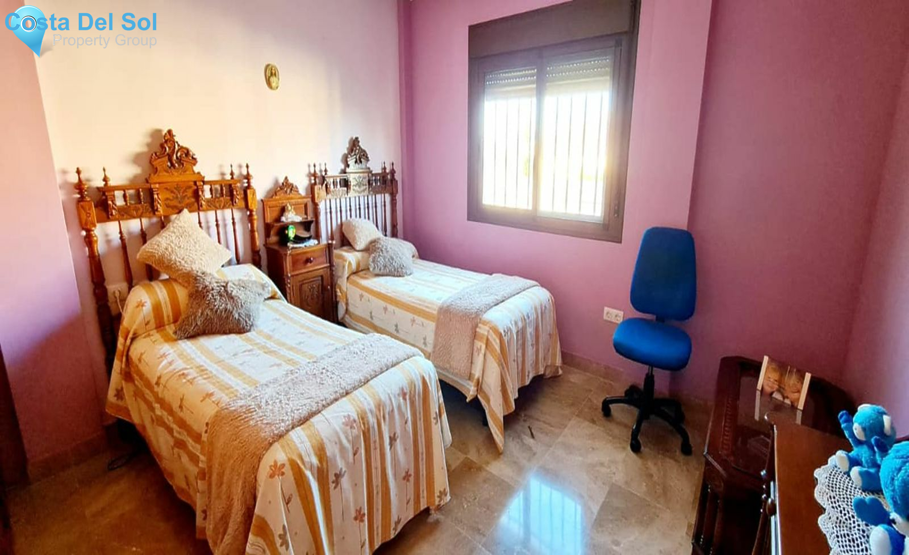 Detached Villa in Alhaurín el Grande-1551824