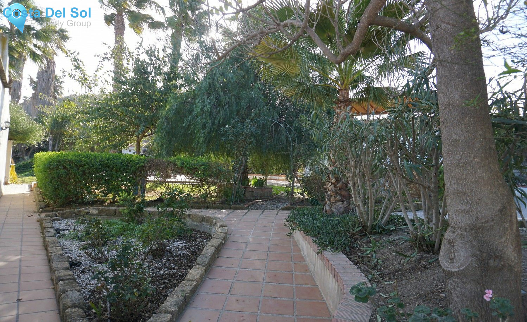 Detached Villa in Almayate-1211869