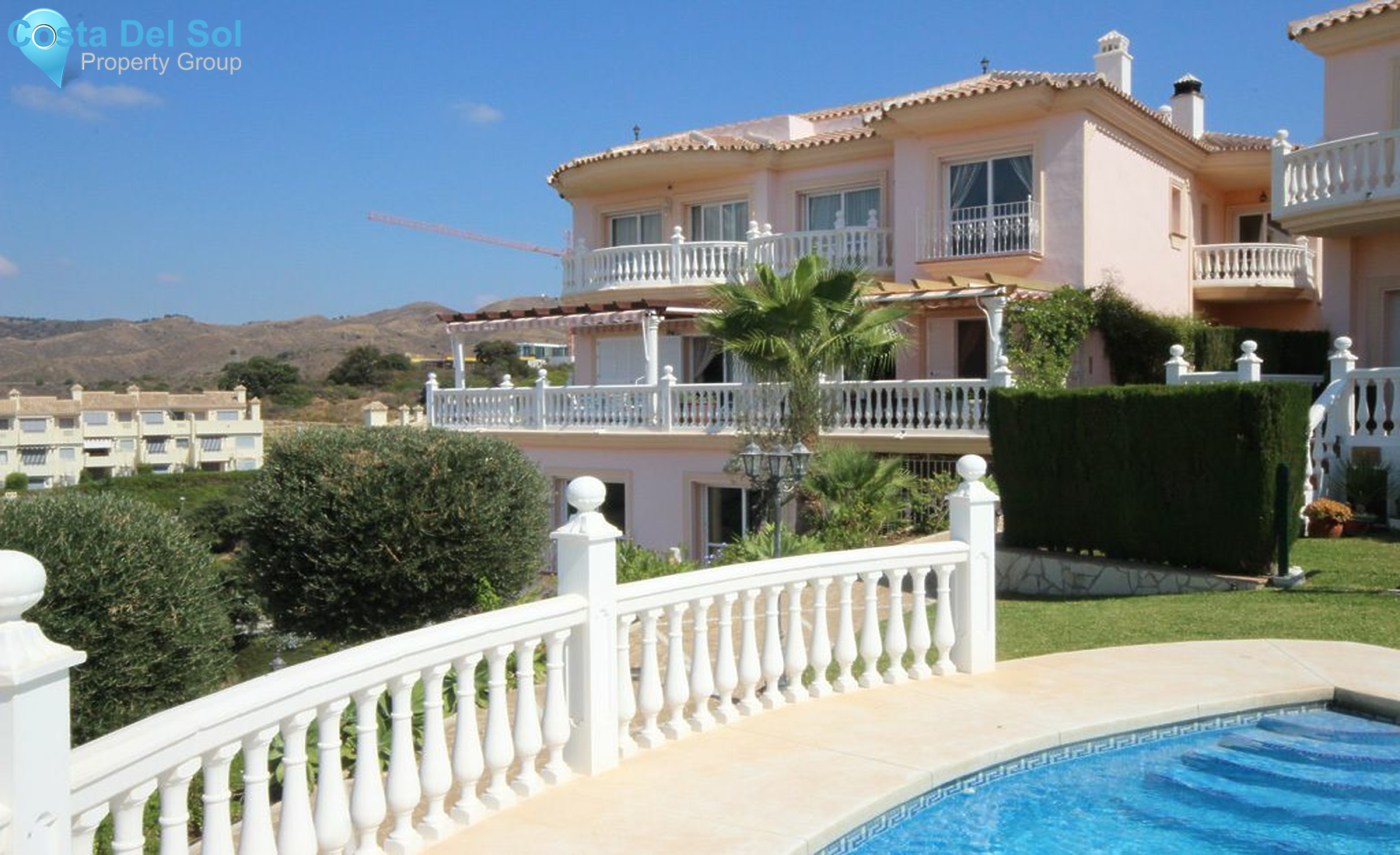 Detached Villa in Artola-1153111