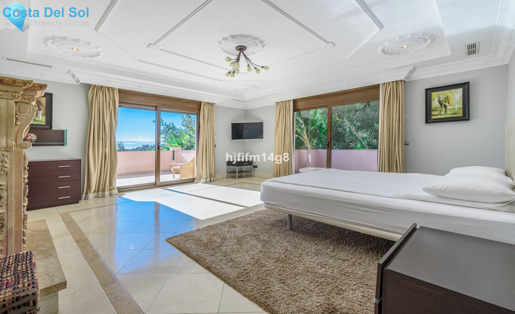 Detached Villa in Benahavís-1148198