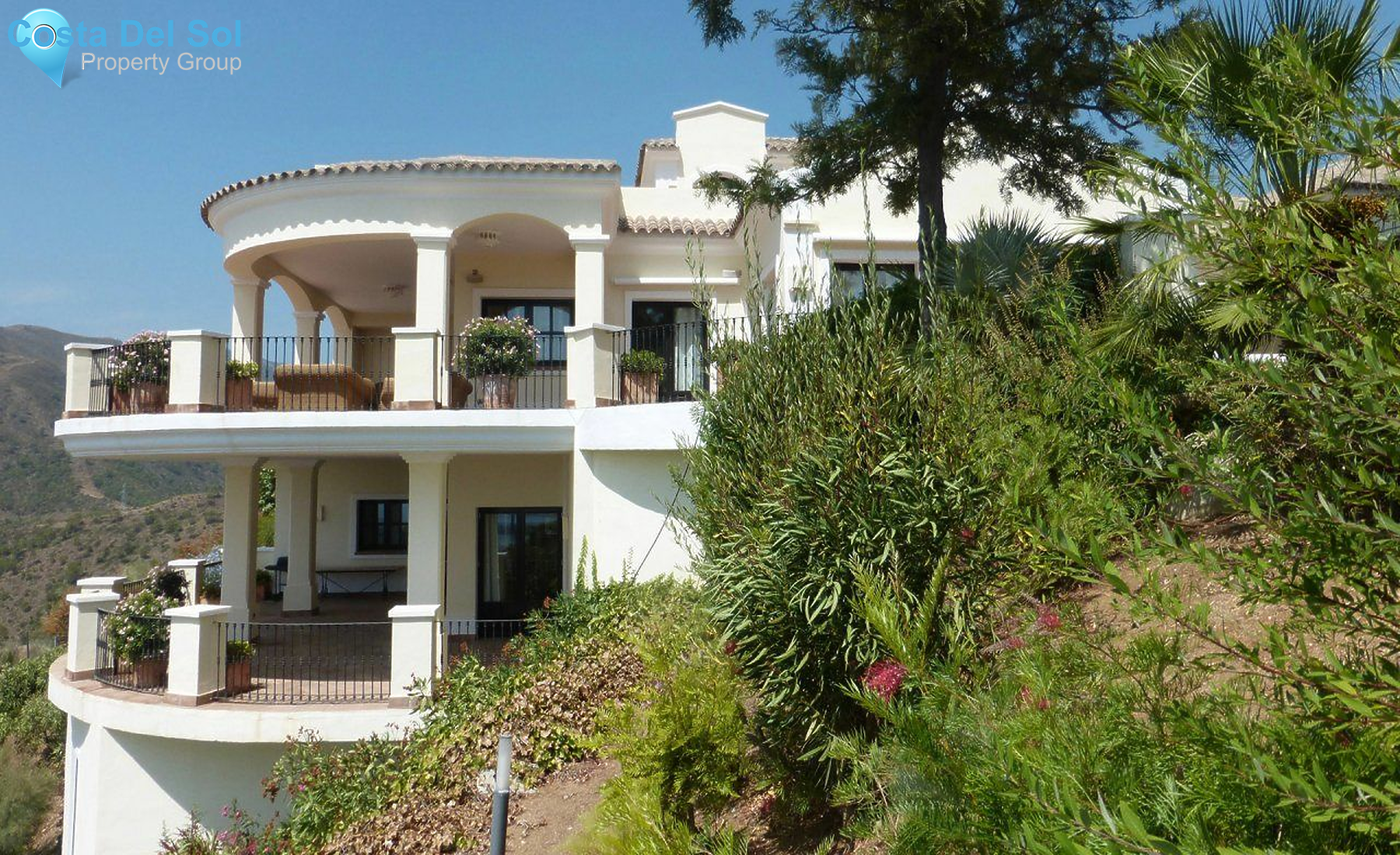 Detached Villa in Benahavís-1159479