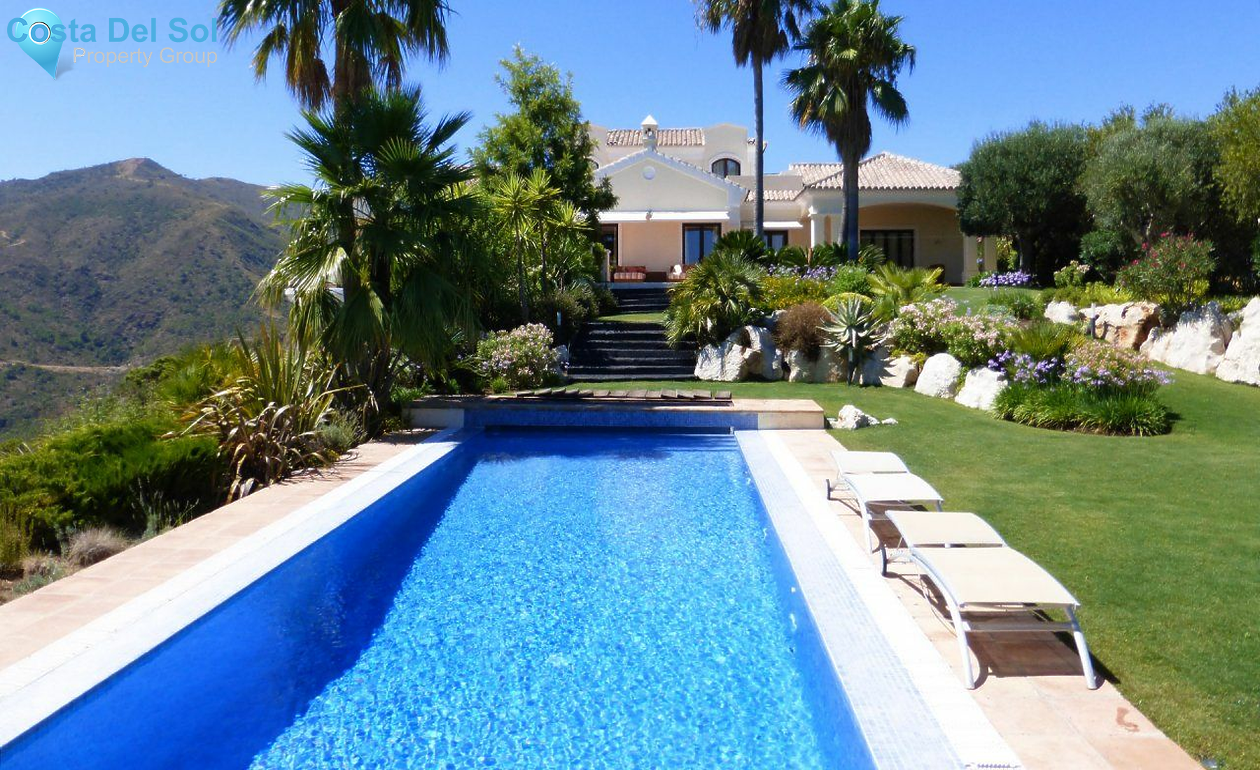 Detached Villa in Benahavís-1159482