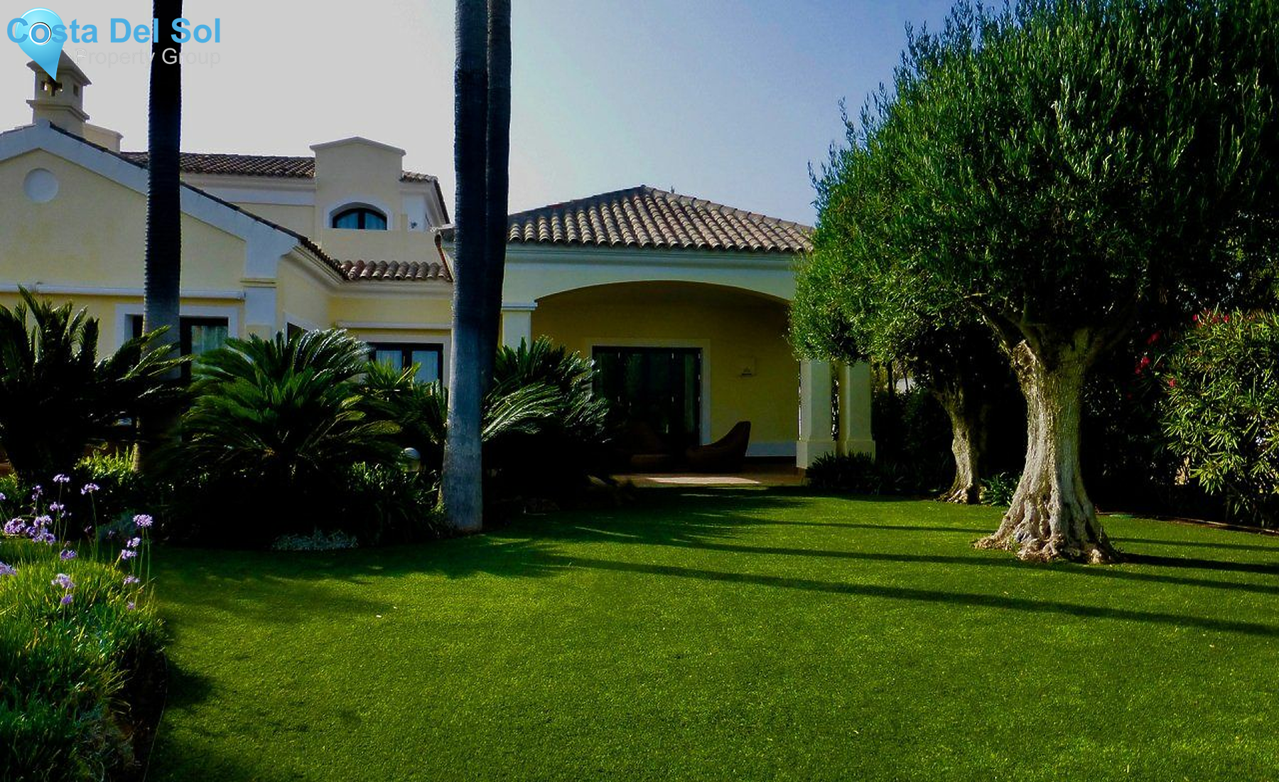 Detached Villa in Benahavís-1159485