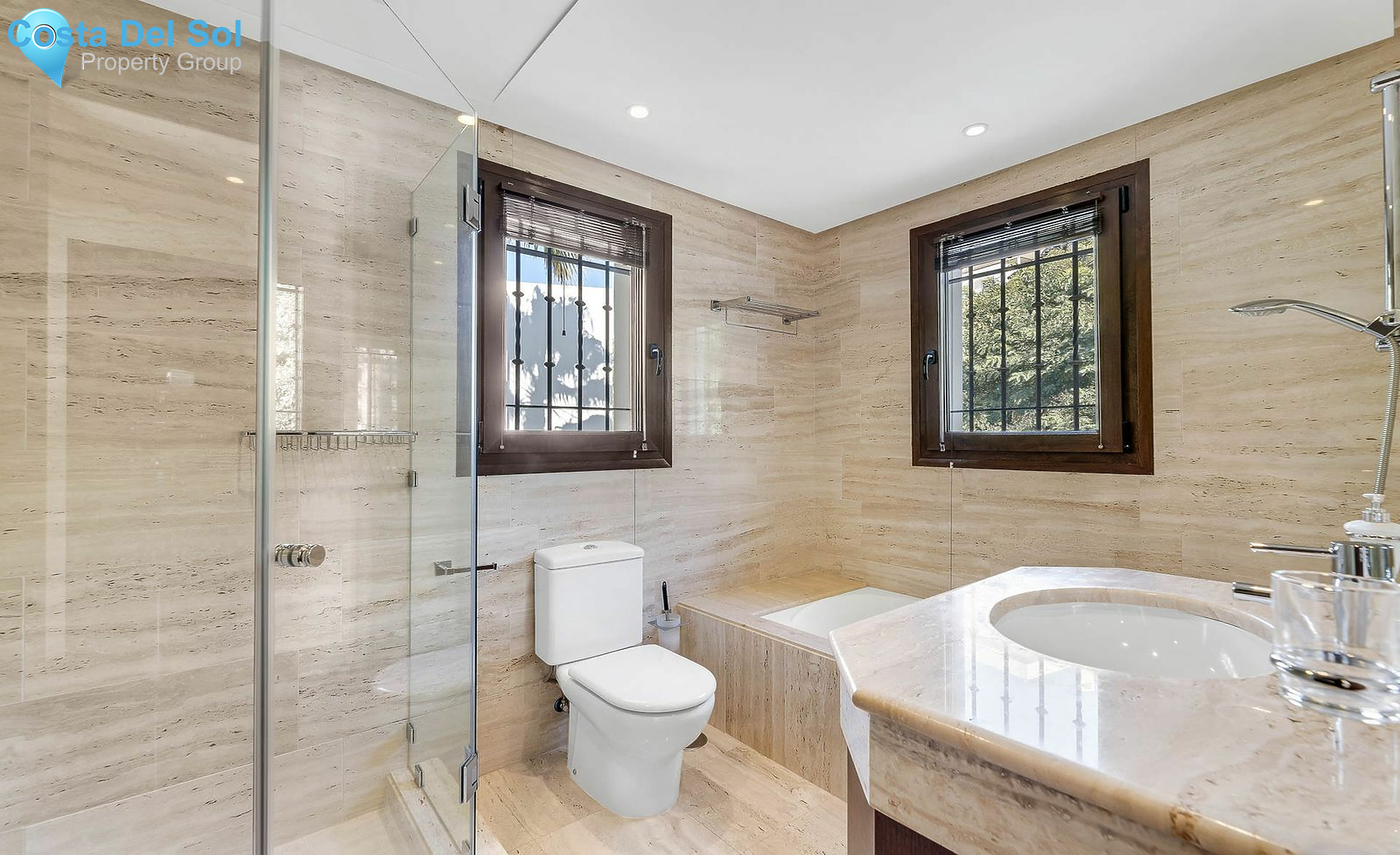 Detached Villa in Benahavís-1187954