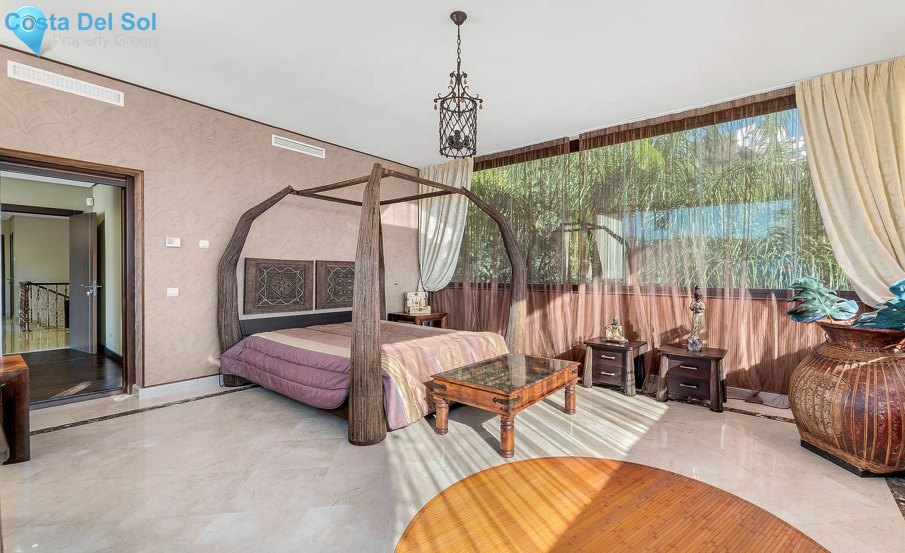 Detached Villa in Benahavís-1187948