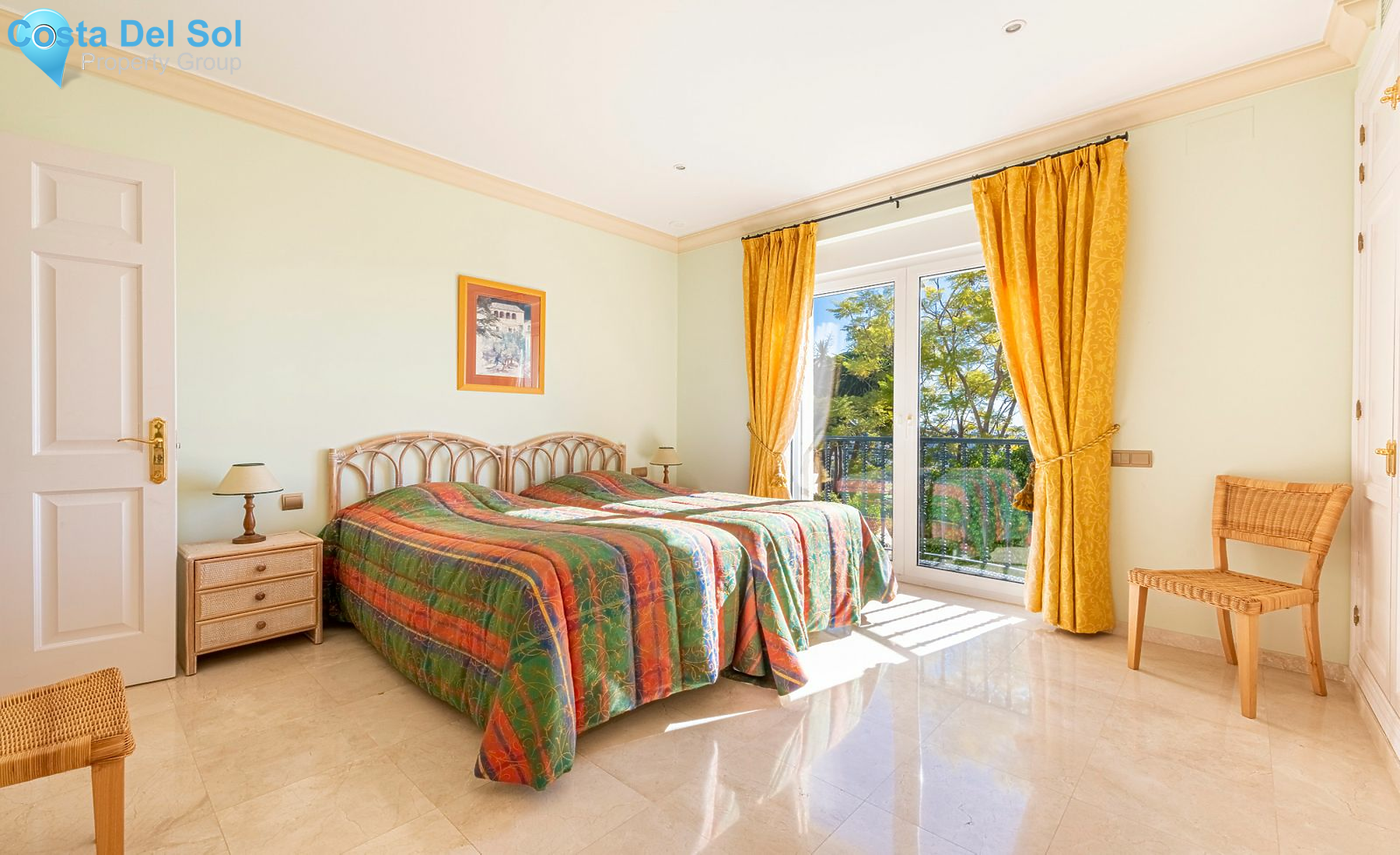 Detached Villa in Benahavís-1202730