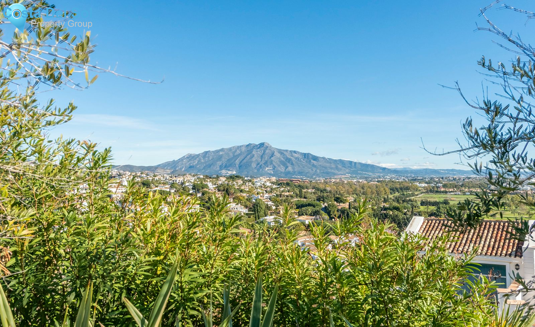 Detached Villa in Benahavís-1202718