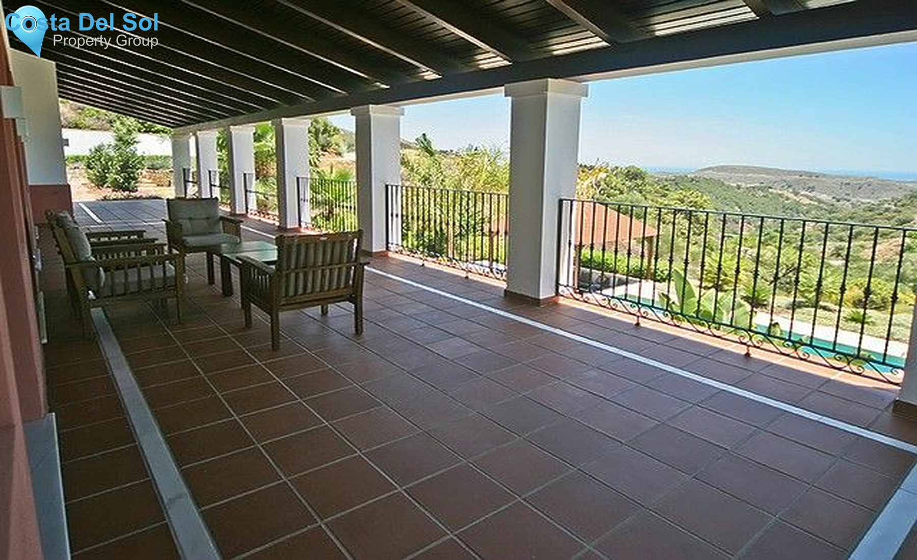 Detached Villa in Benahavís-1222837
